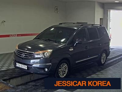 2014 Korando Turismo 2.0 4WD 11Seat GT