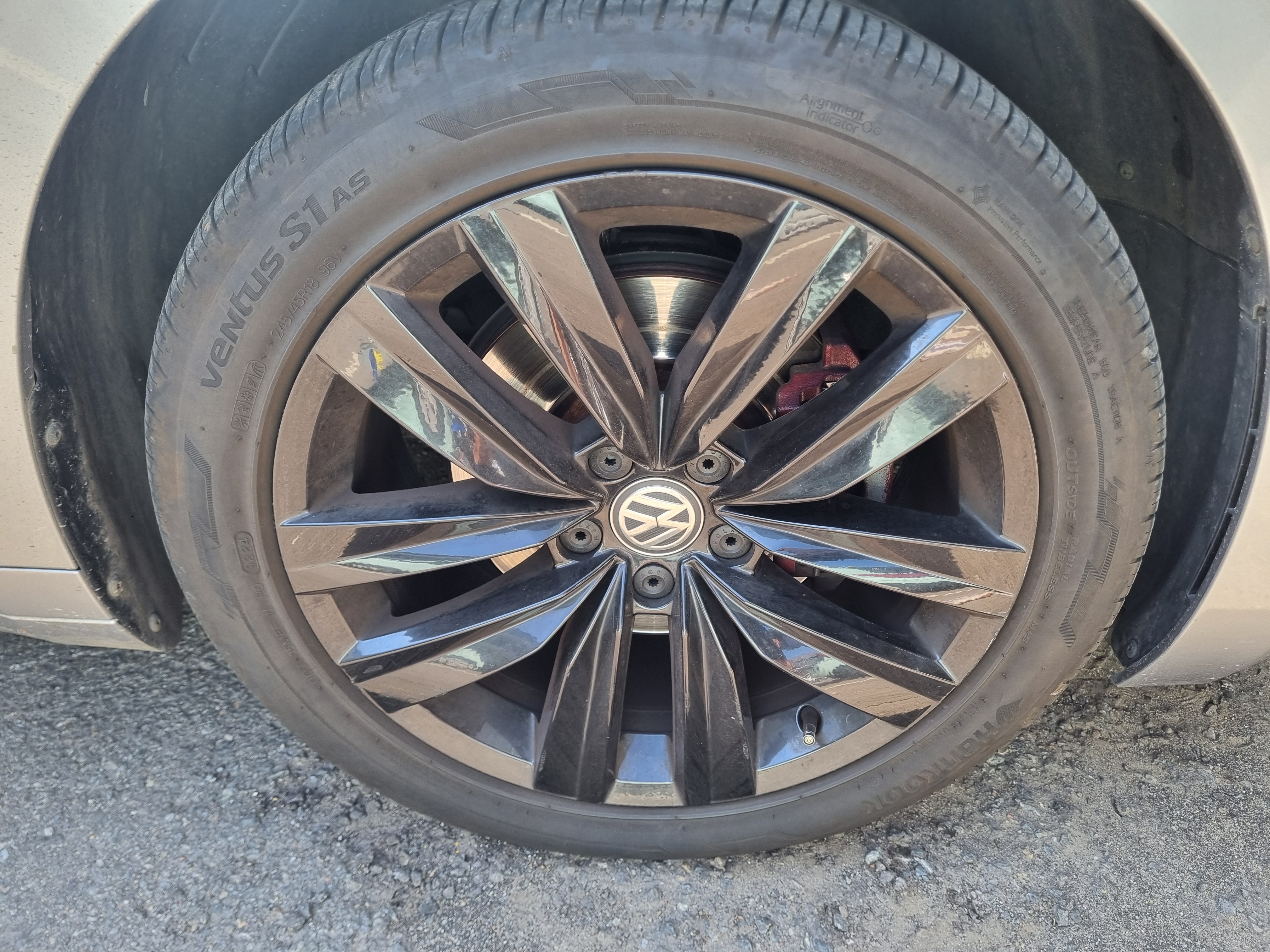 2019  Volkswagen arteon  - Thumbnail 10