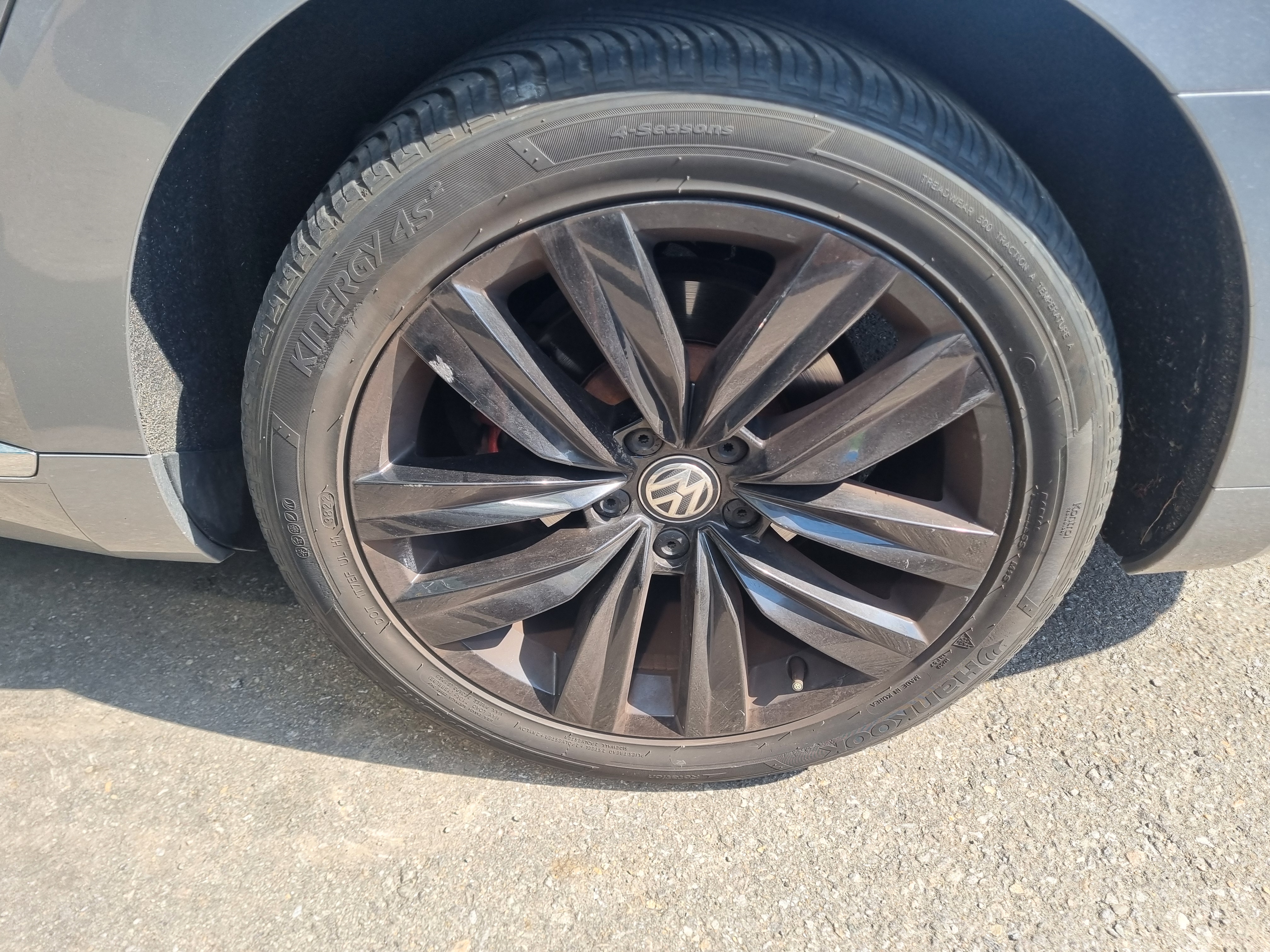 2019  Volkswagen arteon  - Thumbnail 12