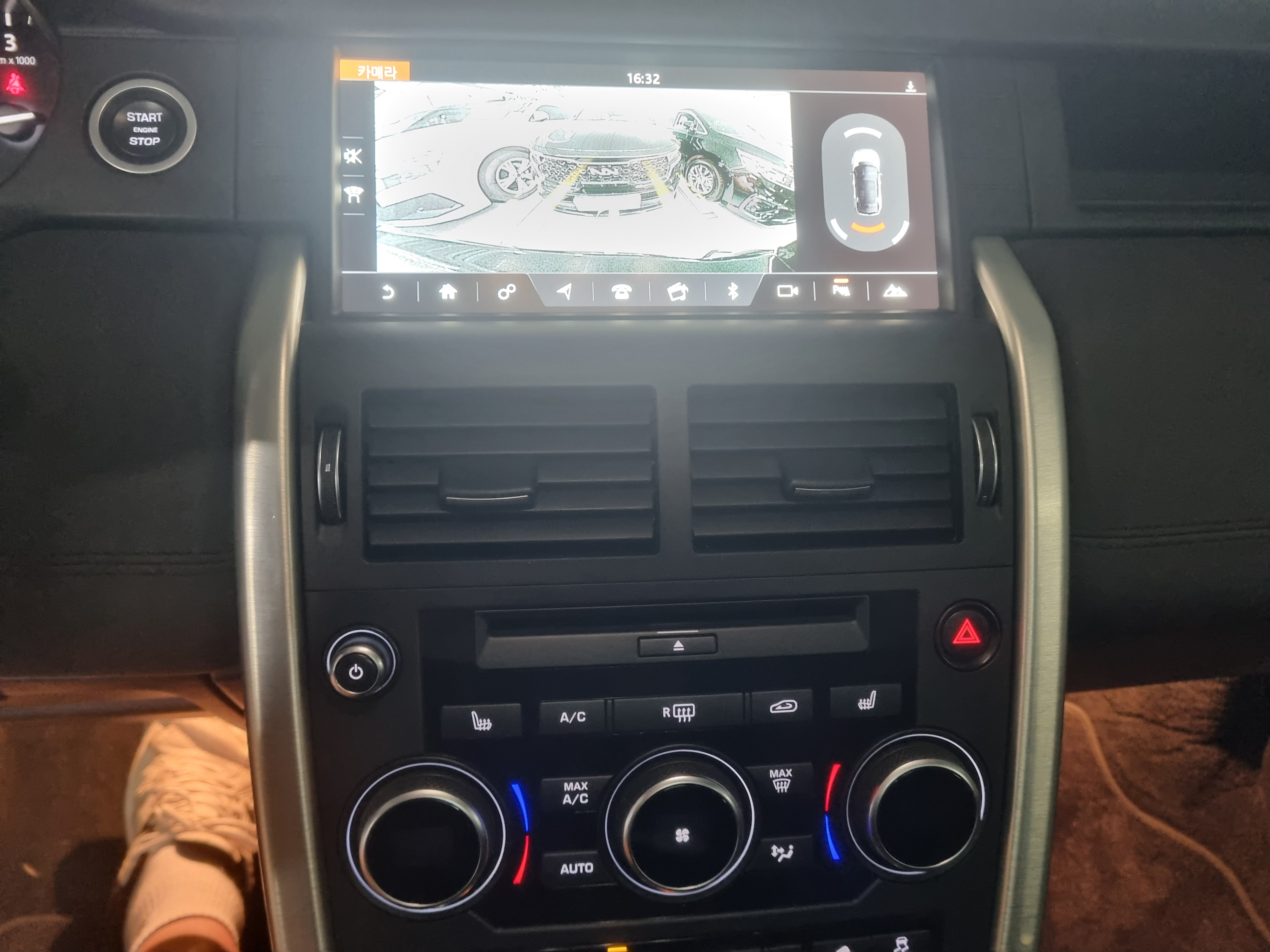 2018 RANGE ROVER  DISCOVERY SPORTS 2.0 TD4 SE (150PS)  - Thumbnail 19