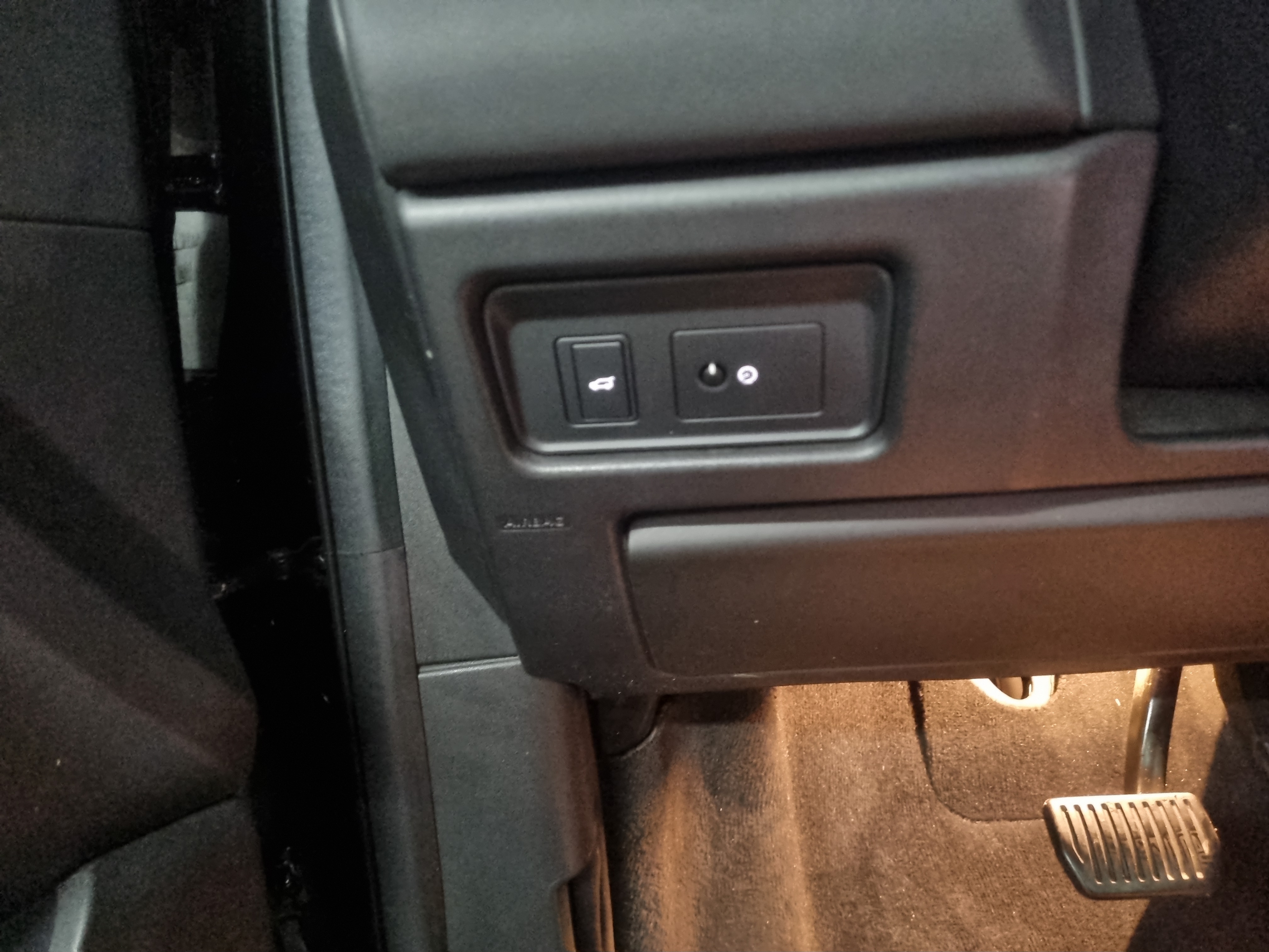 2018 RANGE ROVER  DISCOVERY SPORTS 2.0 TD4 SE (150PS)  - Thumbnail 26