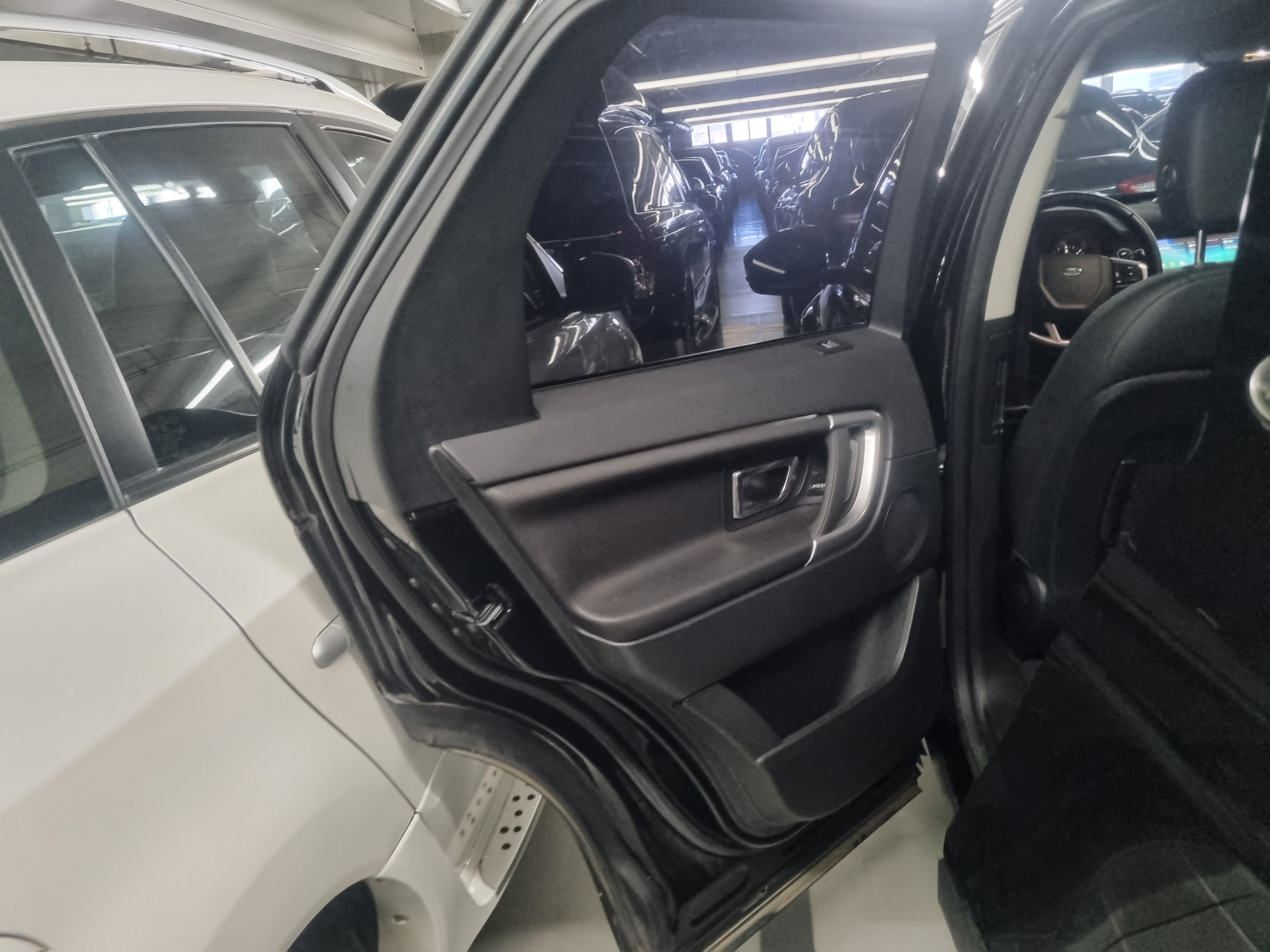 2018 RANGE ROVER  DISCOVERY SPORTS 2.0 TD4 SE (150PS)  - Thumbnail 28