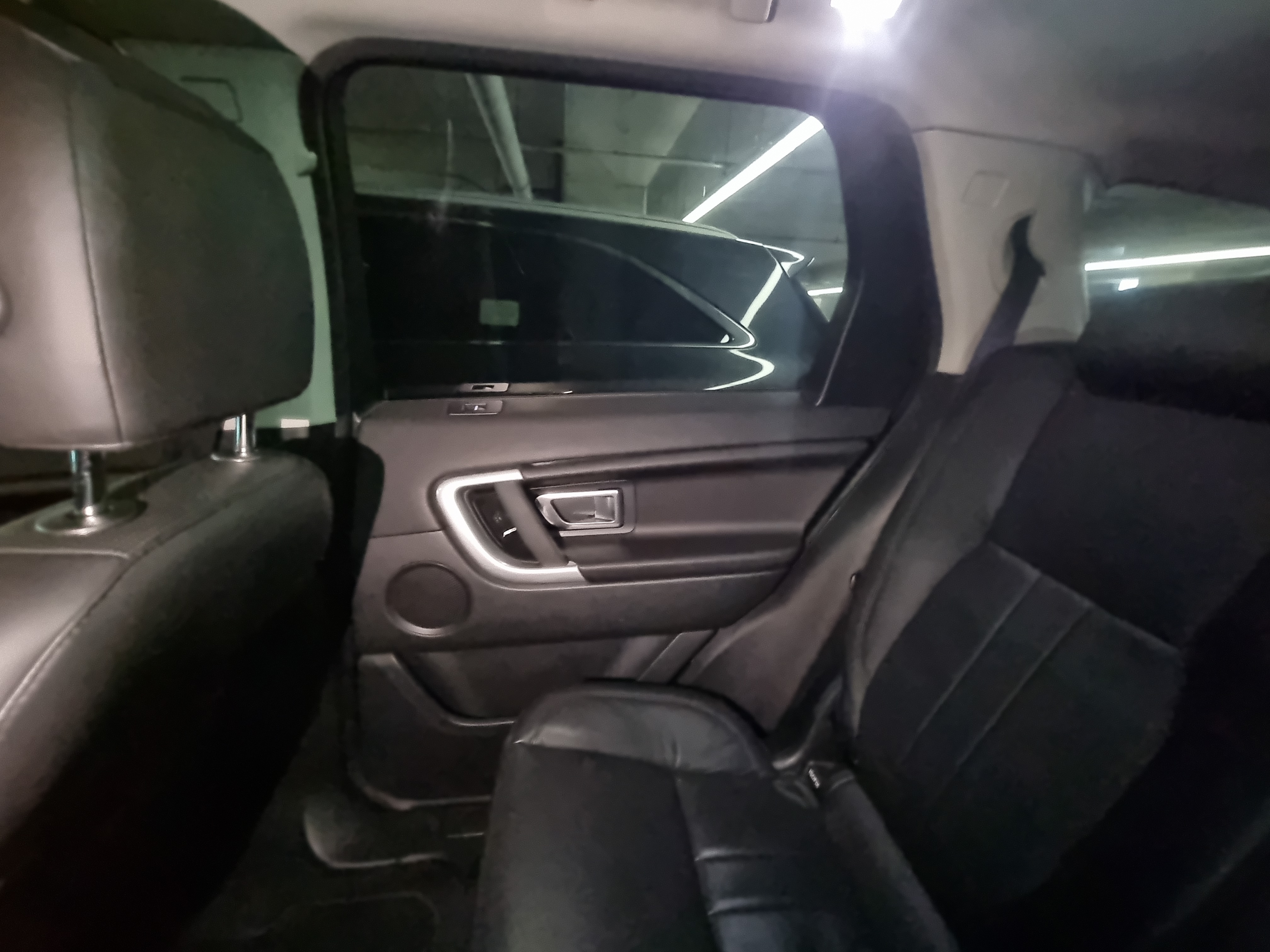 2018 RANGE ROVER  DISCOVERY SPORTS 2.0 TD4 SE (150PS)  - Thumbnail 32