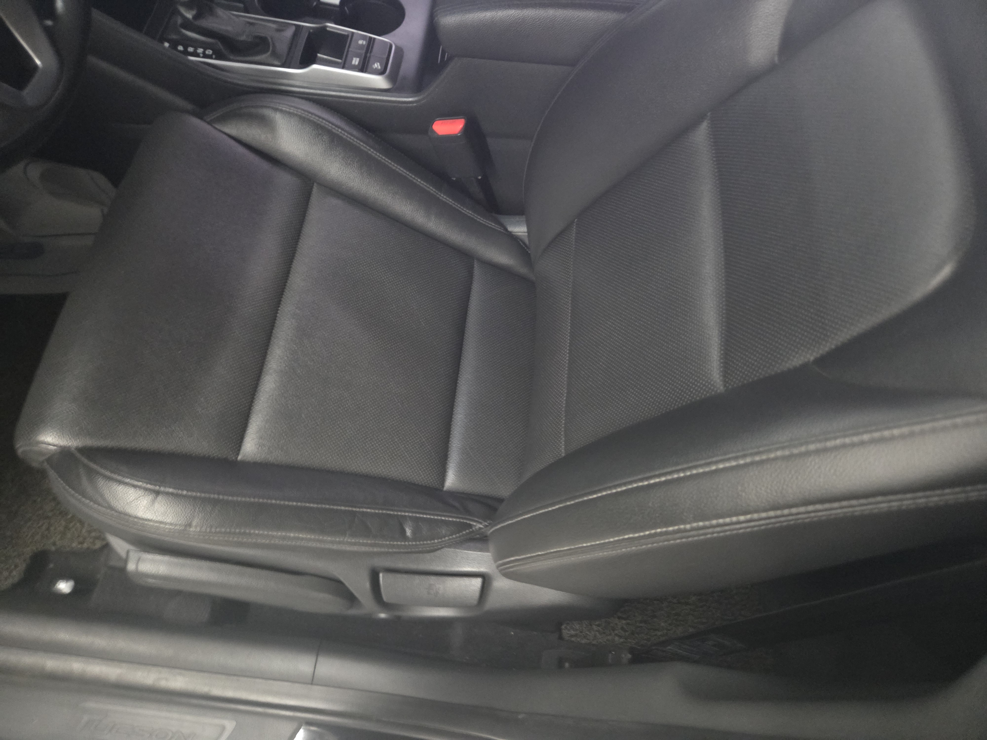2016 HYUNDAI  ALL NEW TUCSON DIESEL 2.0 2WD MODERN  - Thumbnail 32