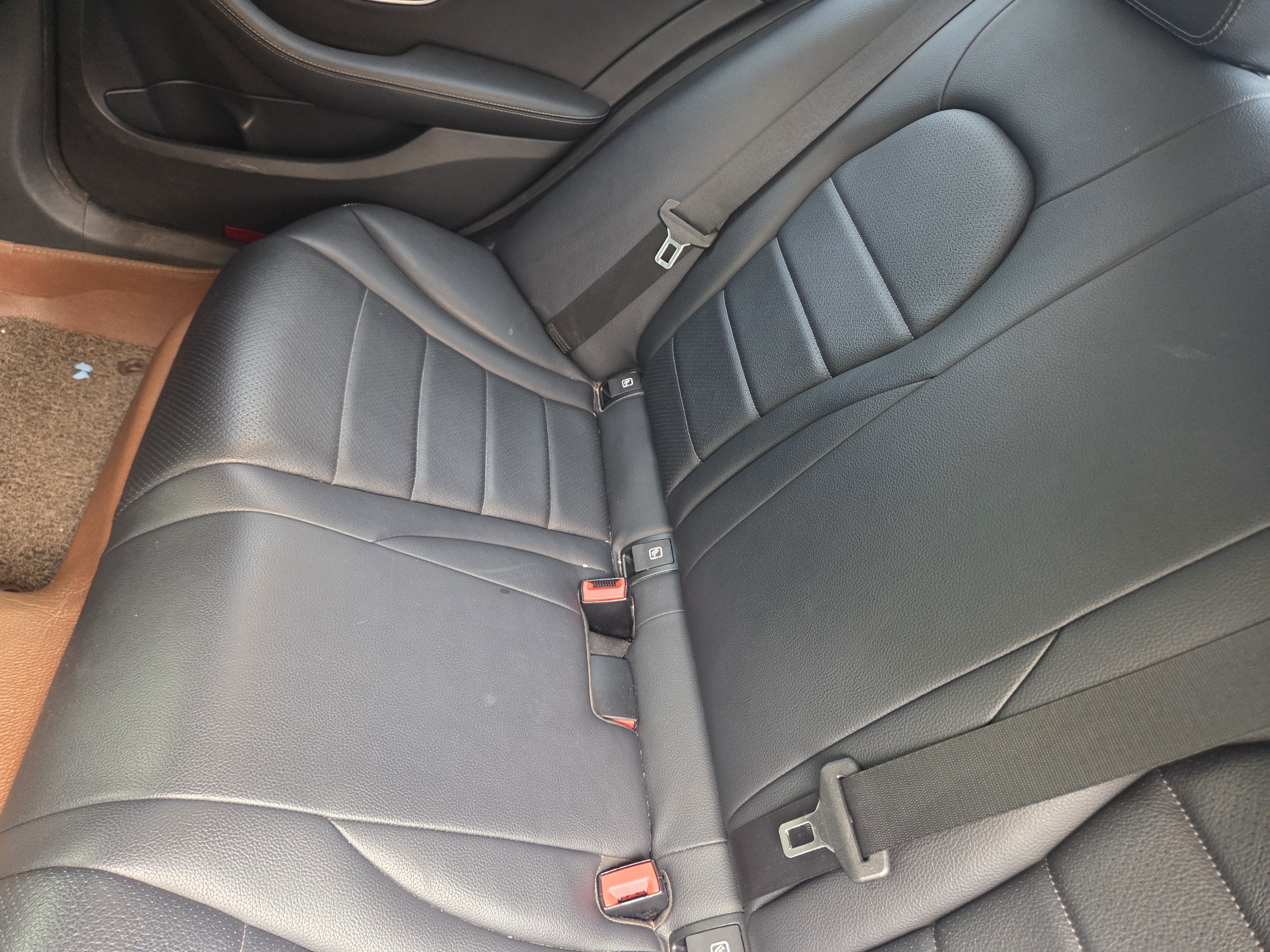 2016 BENZ W205 C220d avagarde - Thumbnail 37