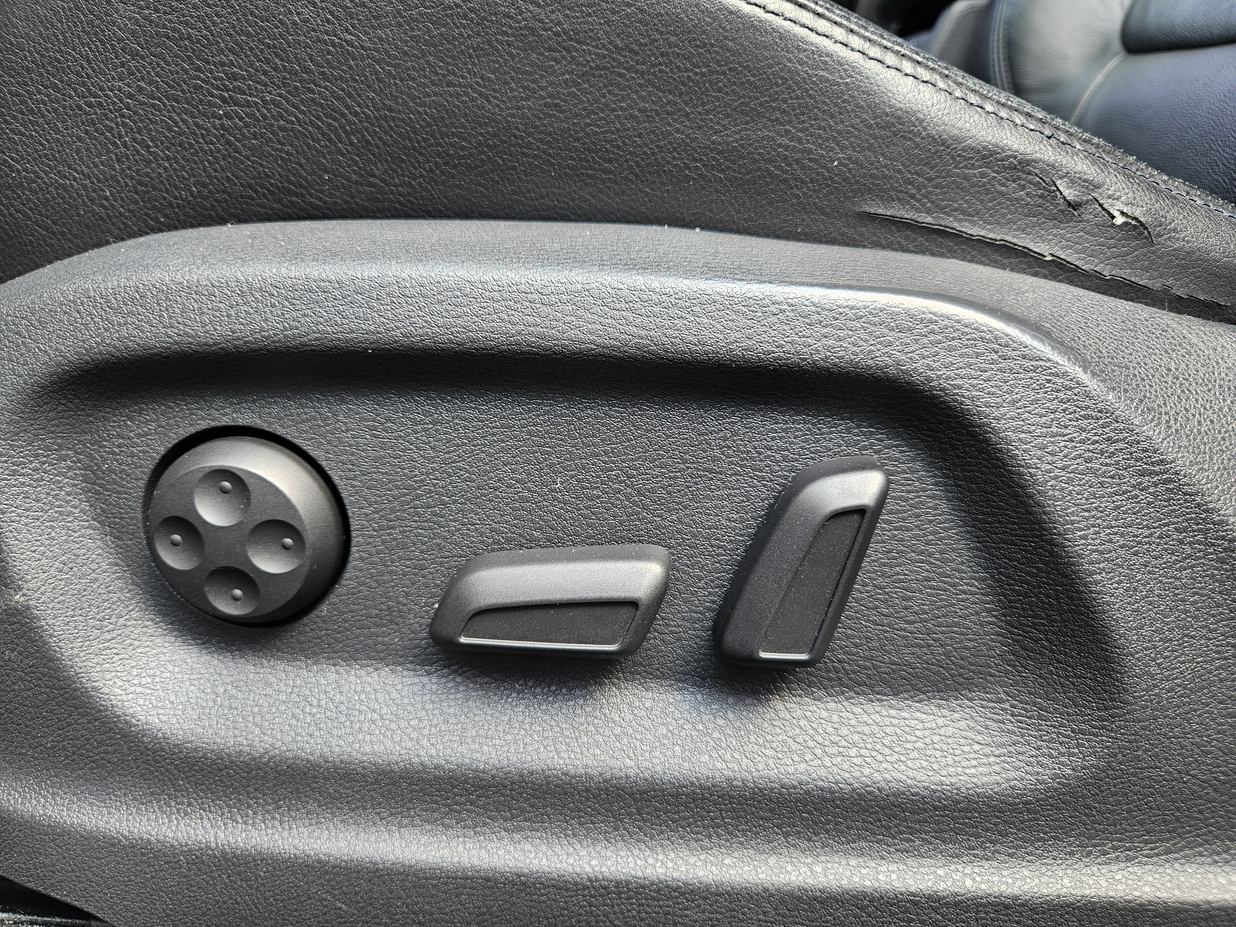 2013  Volkswagen Tiguan 2.0 tdi premium 5N  - Thumbnail 14