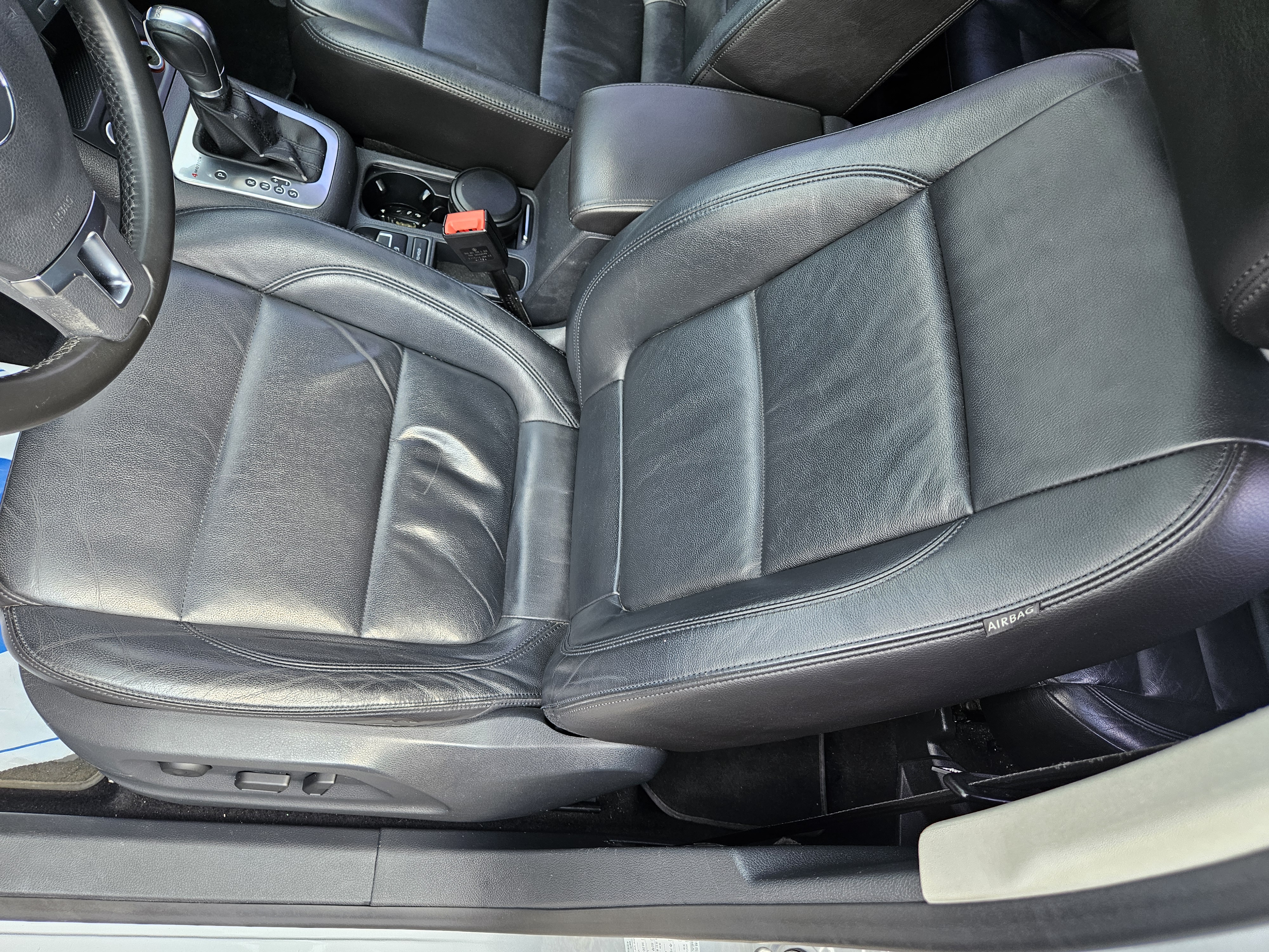 2013  Volkswagen Tiguan 2.0 tdi premium 5N  - Thumbnail 16