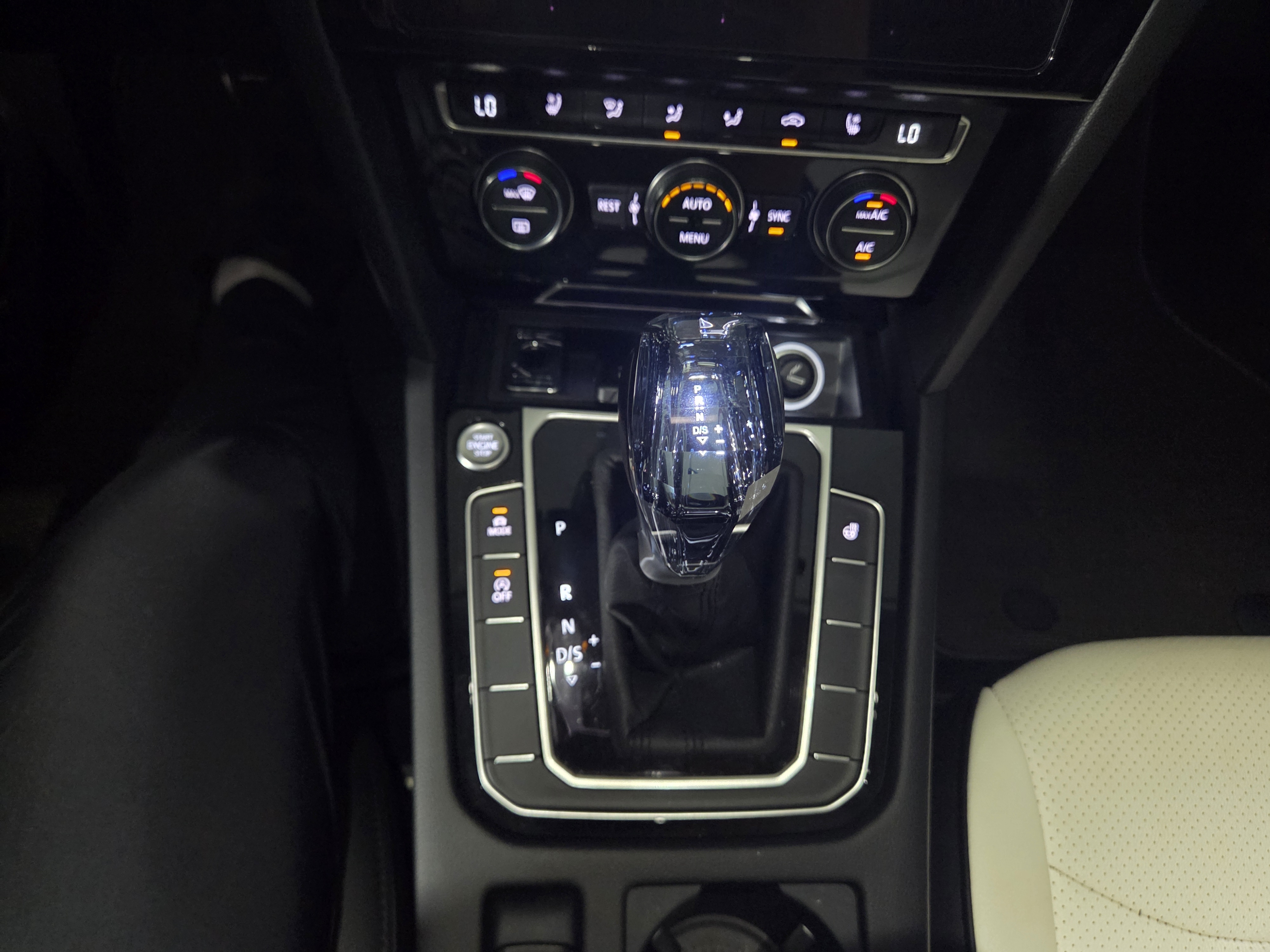 2019  Volkswagen ARTEON 2.0 TDI PRESTIGE  - Thumbnail 22