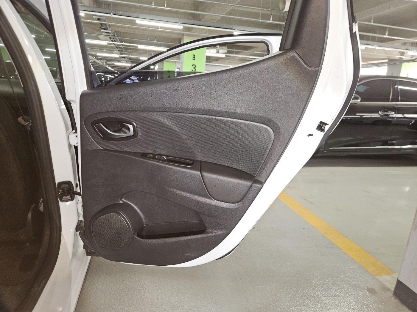 2019 Renault Korea Clio Intense Panoramic - Thumbnail 15