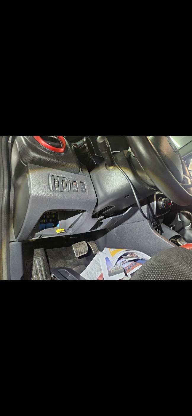 2019 Renault Korea Clio Intense Panoramic - Thumbnail 50
