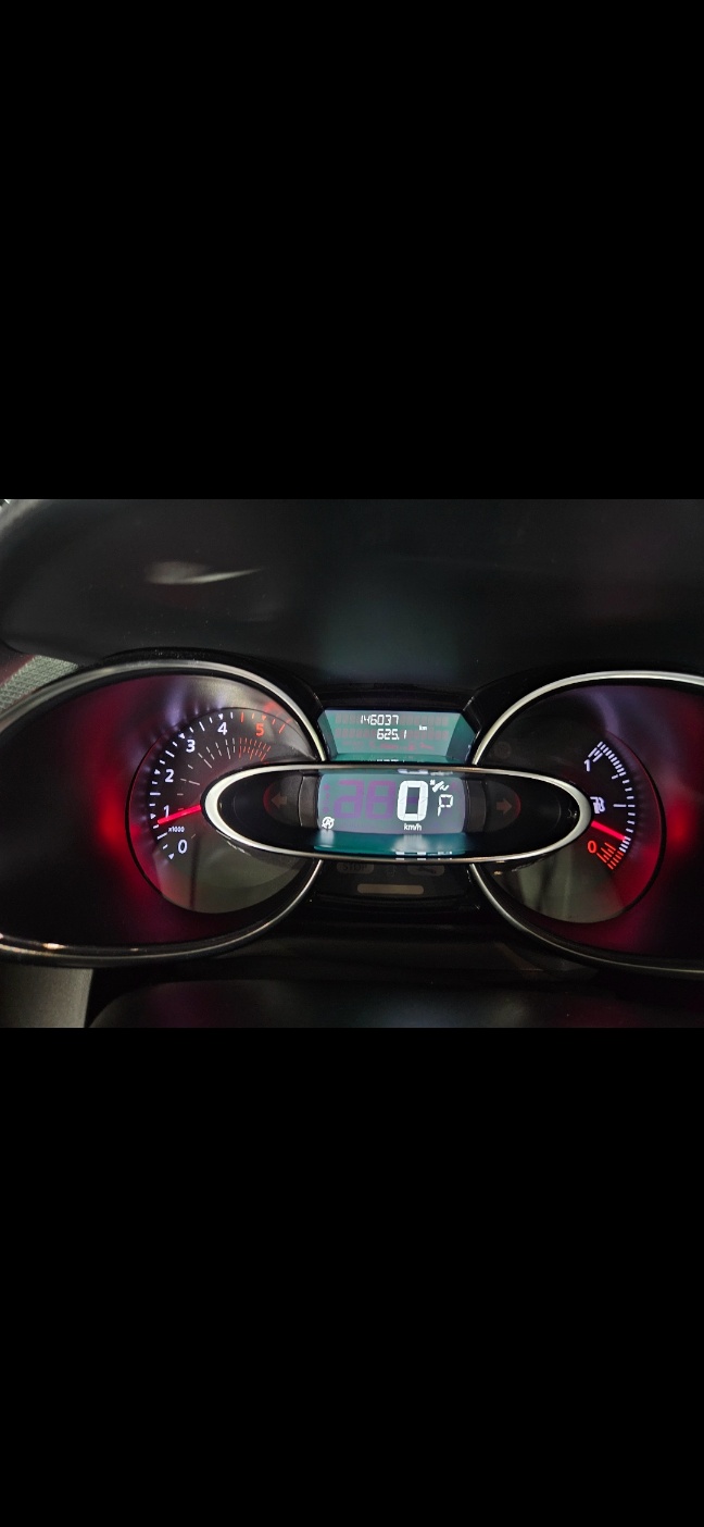 2019 Renault Korea Clio Intense Panoramic - Thumbnail 51