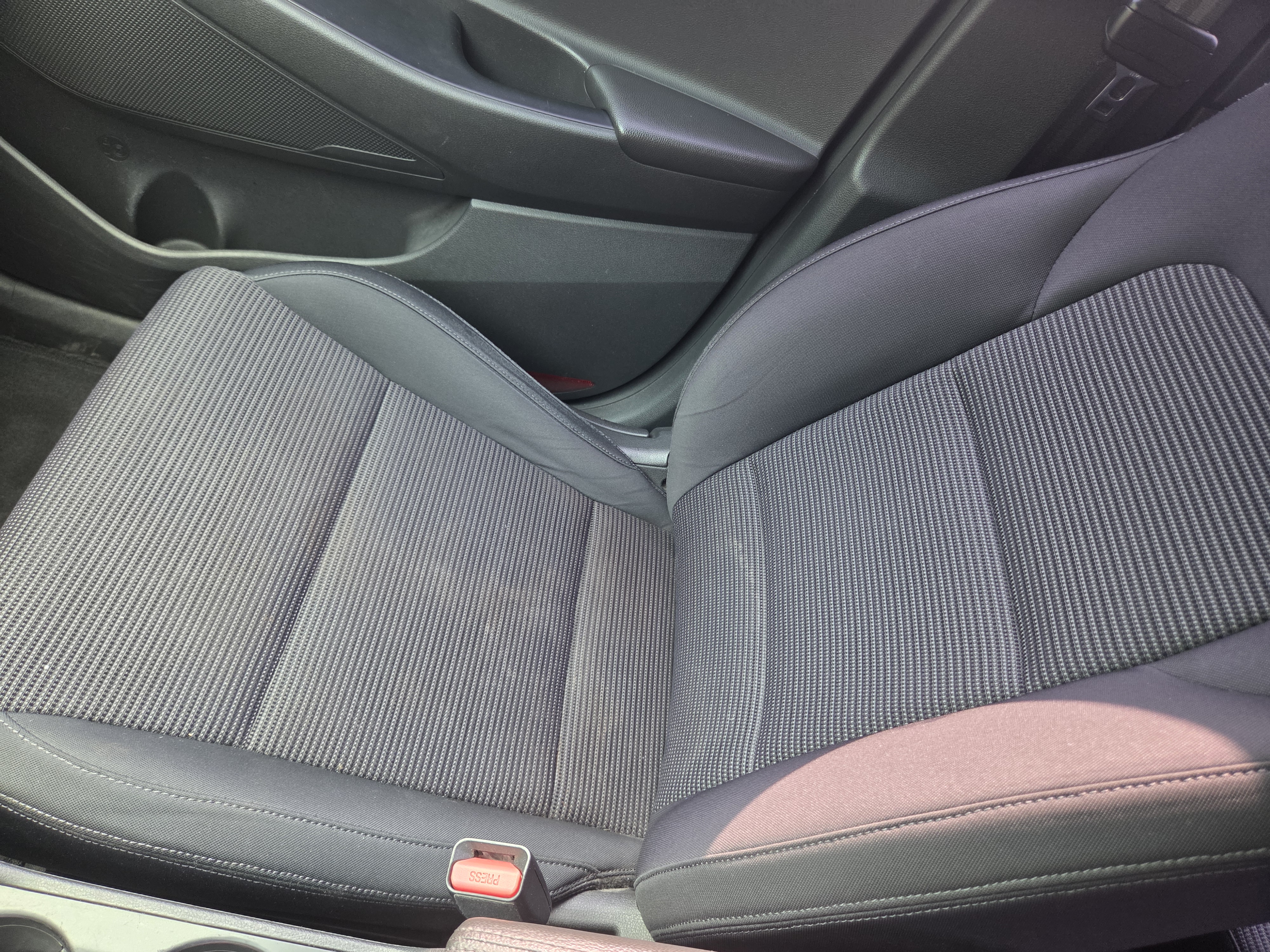 2016 HYUNDAI  ALL NEW TUCSON 1.7 2WD STYLE  - Thumbnail 16