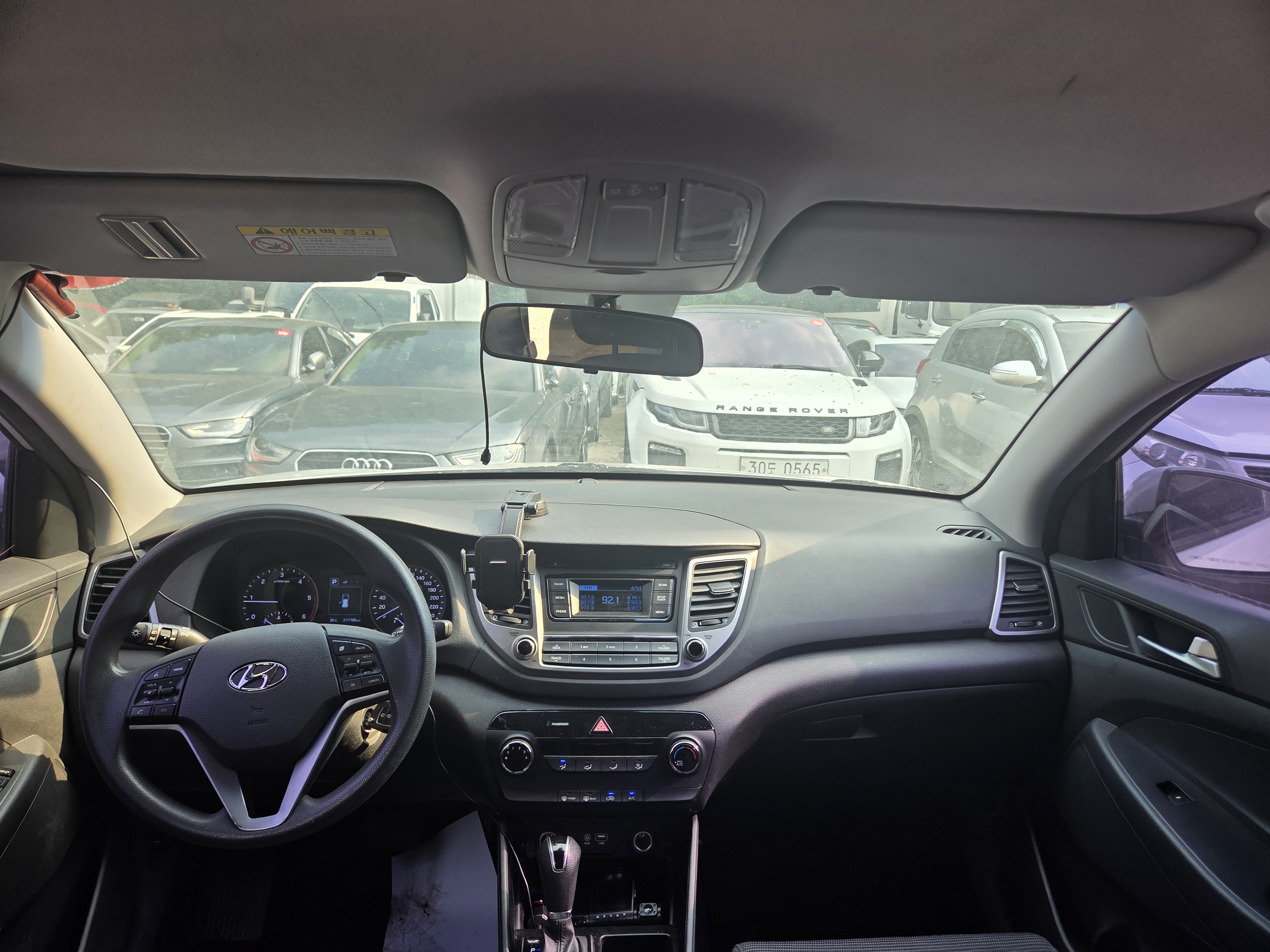 2016 HYUNDAI  ALL NEW TUCSON 1.7 2WD STYLE  - Thumbnail 32