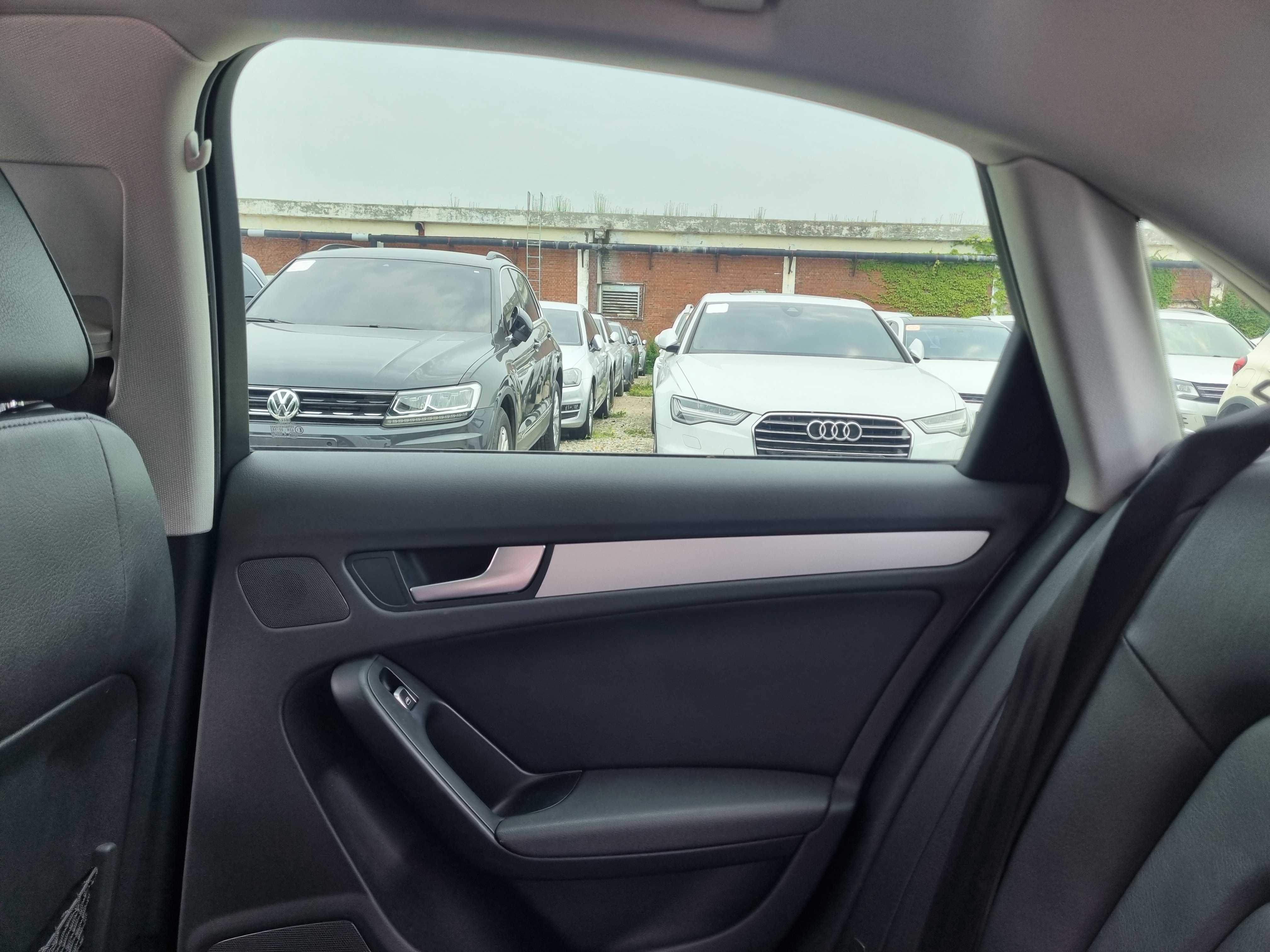 2015 AUDI  A4 30 TDI  - Thumbnail 37
