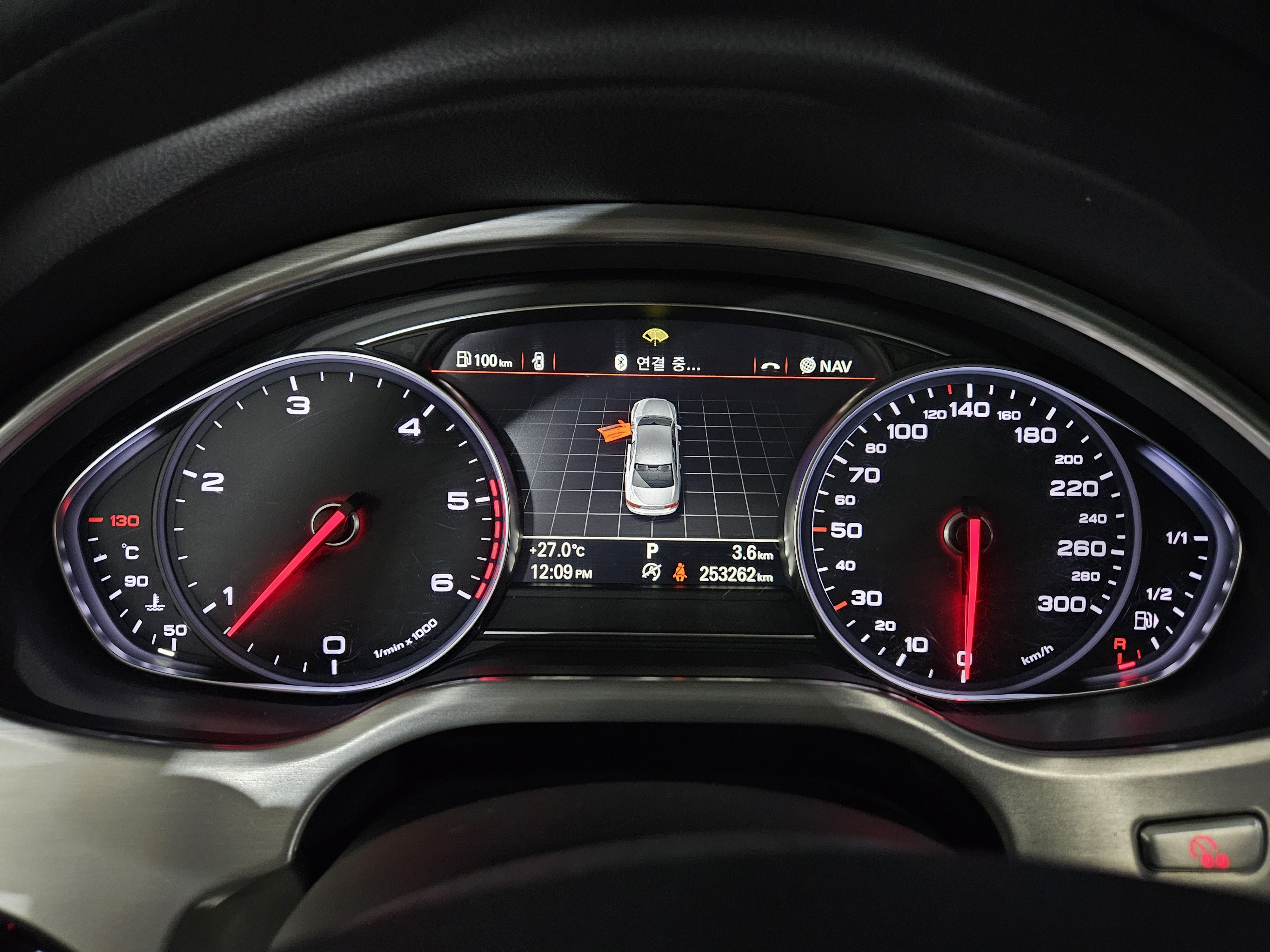 2014 AUDI  A8 3.0 TDI Quattro LWB D4  - Thumbnail 27