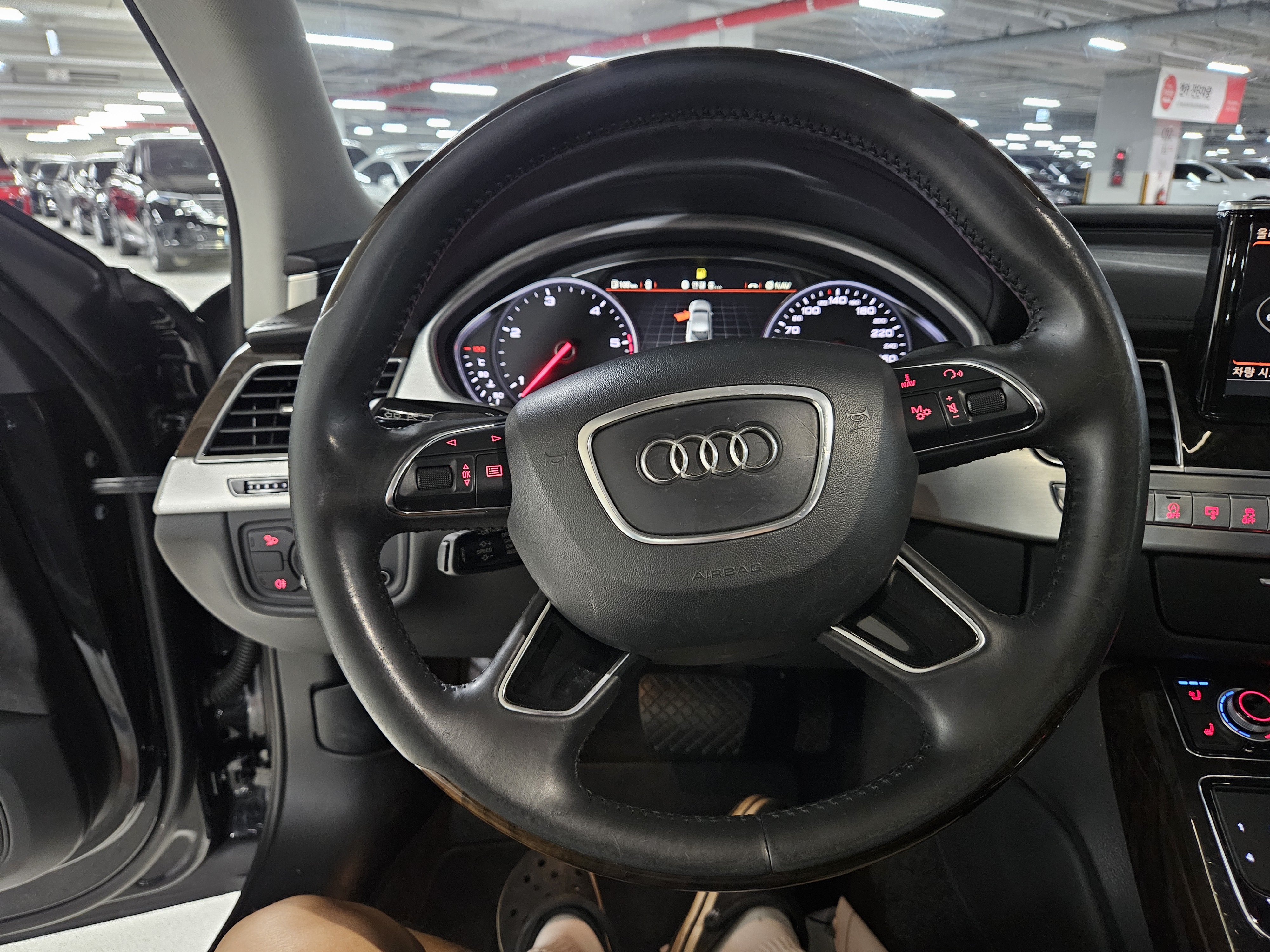 2014 AUDI  A8 3.0 TDI Quattro LWB D4  - Thumbnail 28