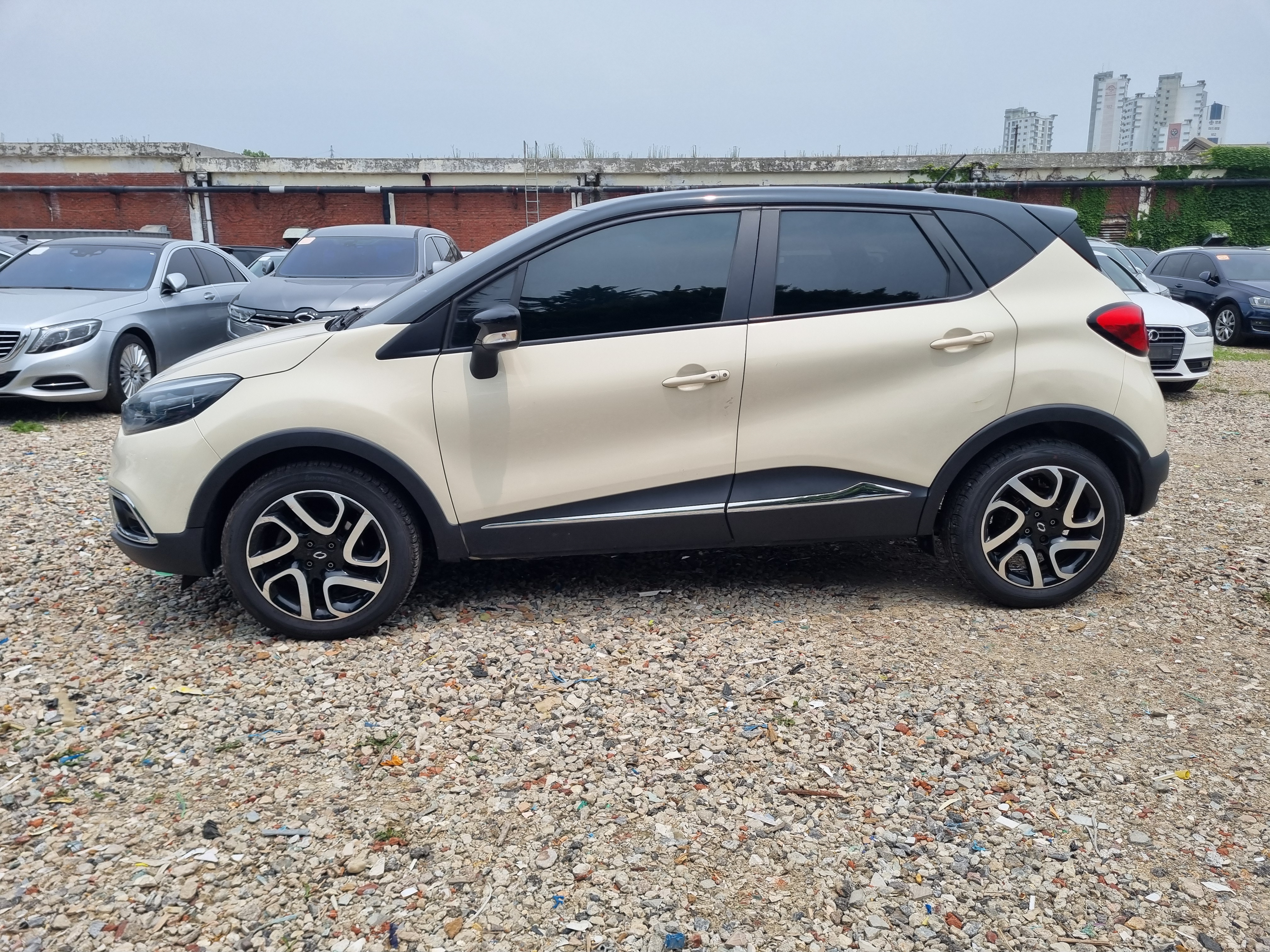 2017 Renault Korea Qm3 1.5 RE  - Thumbnail 4