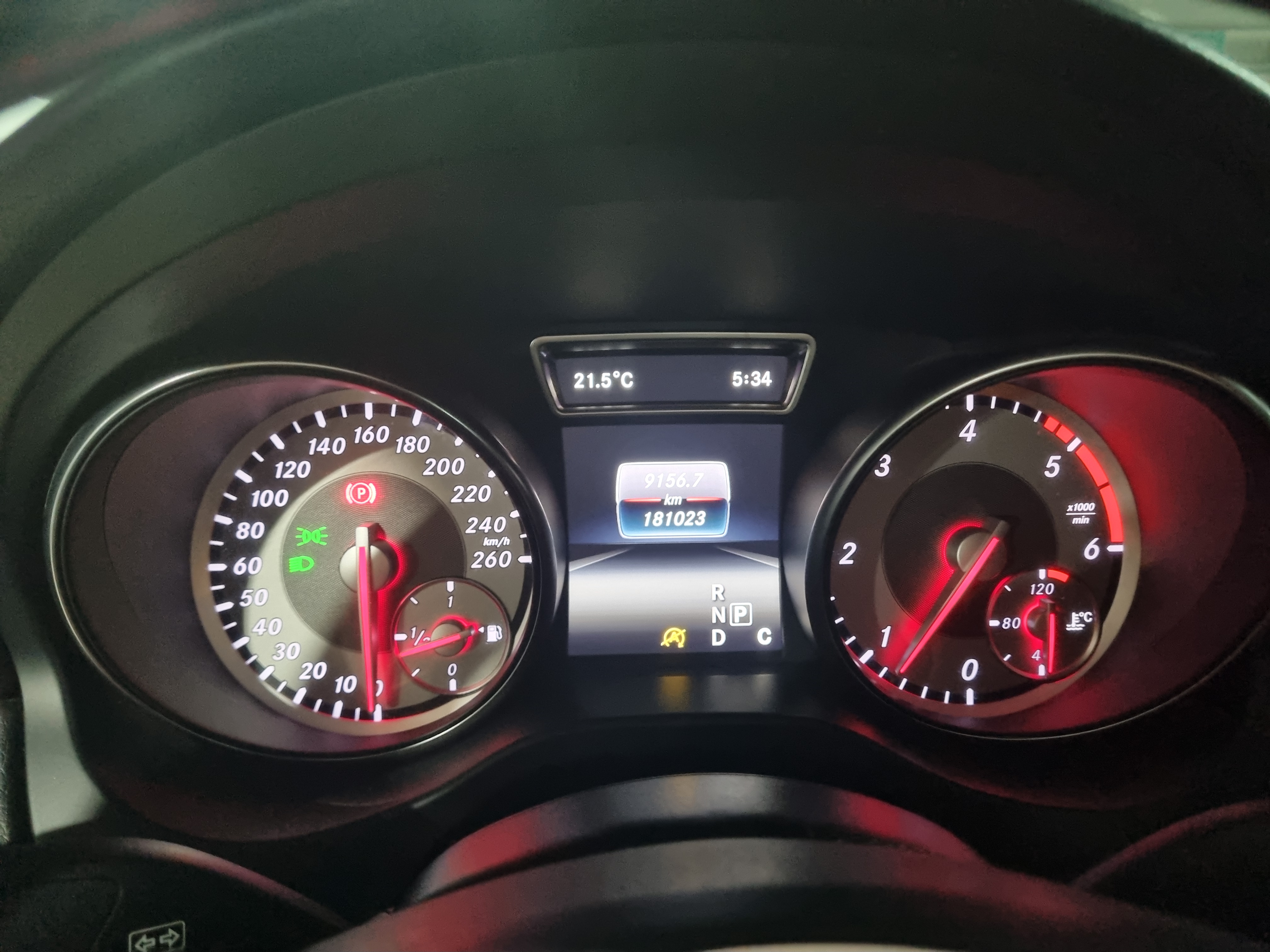 2016 BENZ  C117 CLA200 d 4MATIC  - Thumbnail 19
