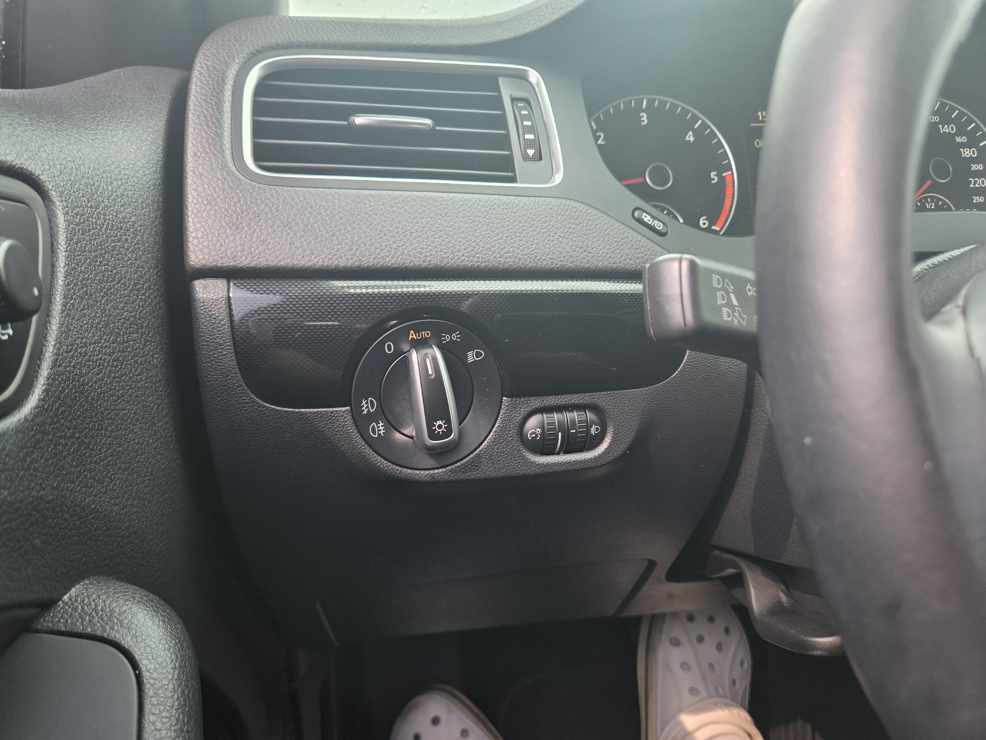 2013  Volkswagen Jetta 2.0 TDI  - Thumbnail 28