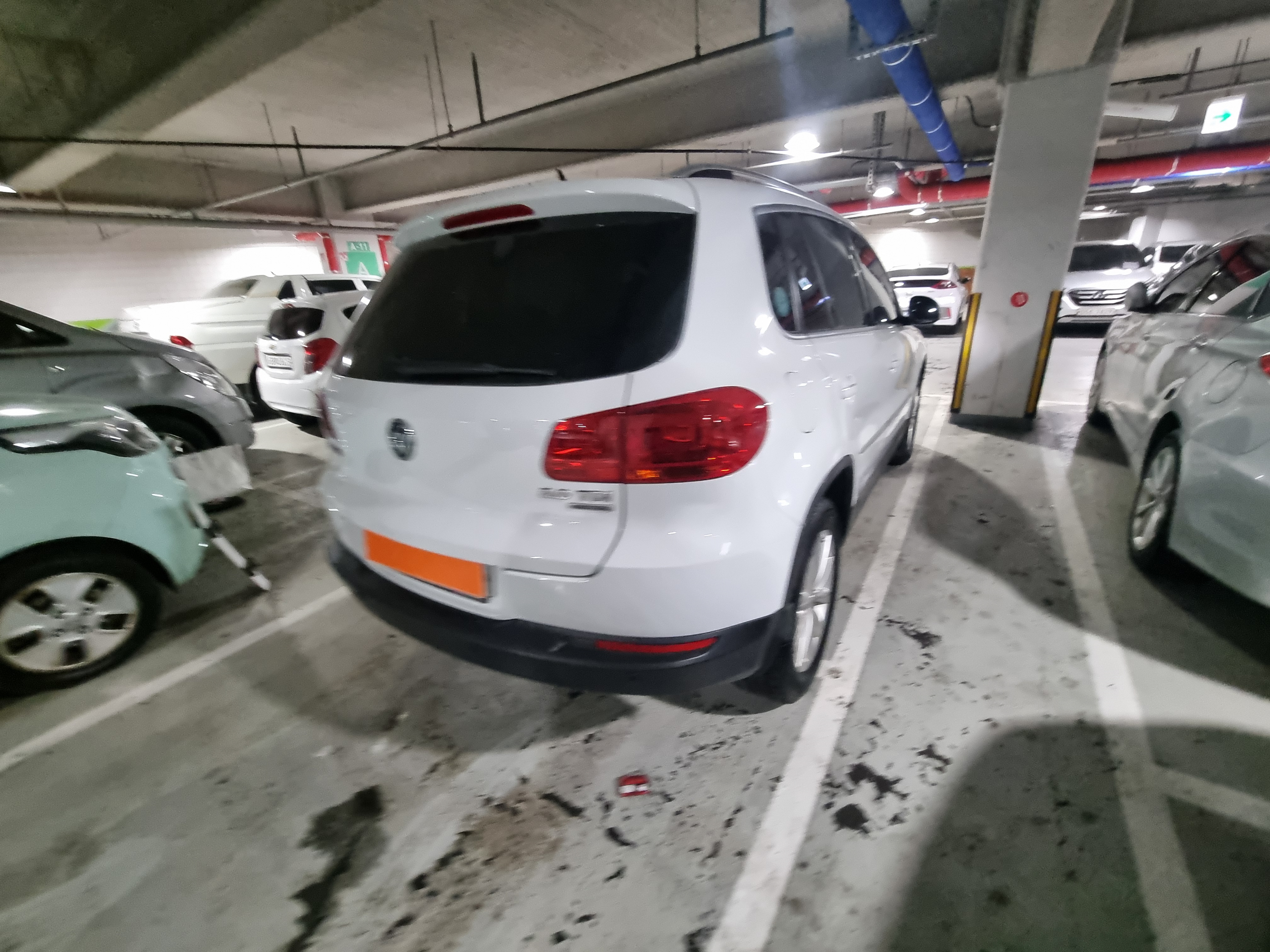 2014 Volkswagen Tiguan 2.0 tdi comfort 5N  - Thumbnail 6