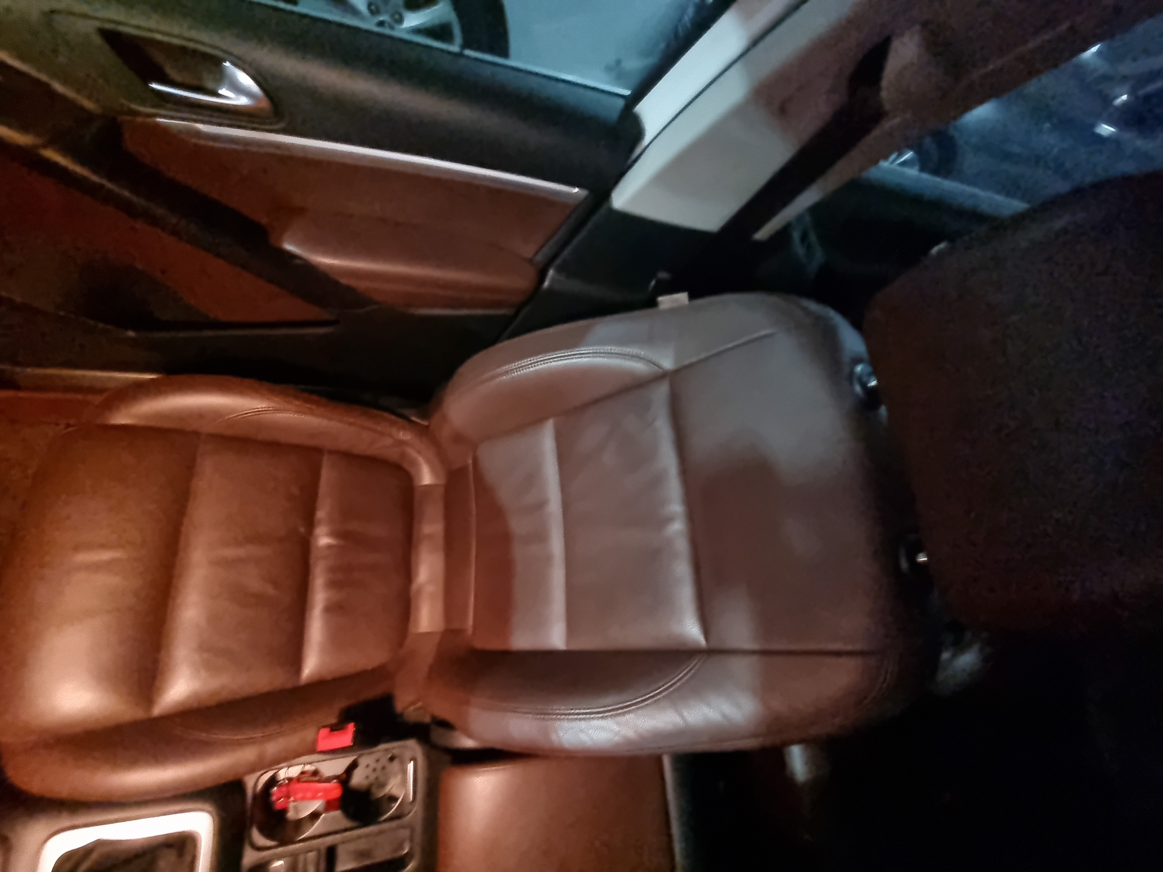 2014 Volkswagen Tiguan 2.0 tdi comfort 5N  - Thumbnail 14