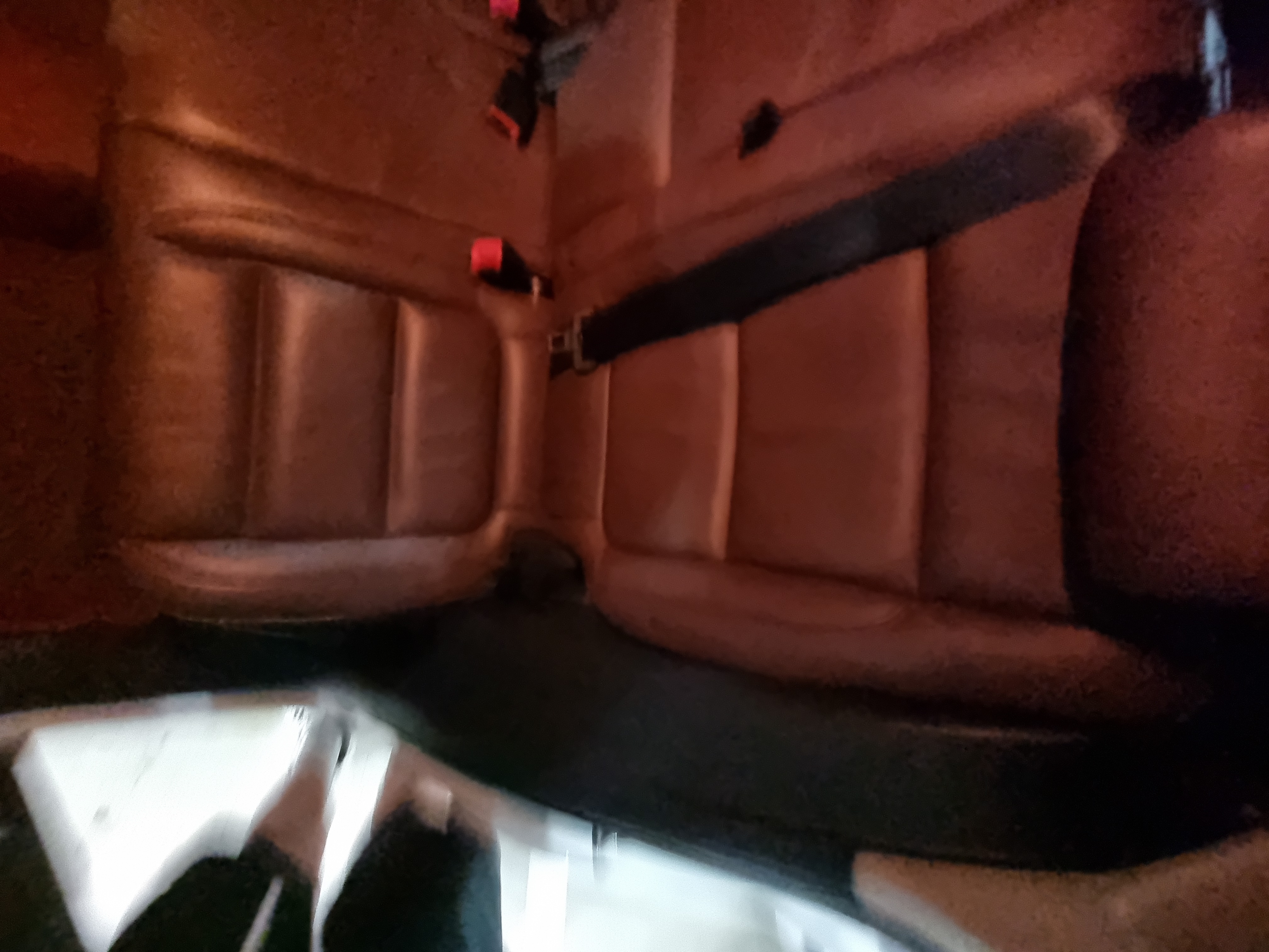 2014 Volkswagen Tiguan 2.0 tdi comfort 5N  - Thumbnail 28