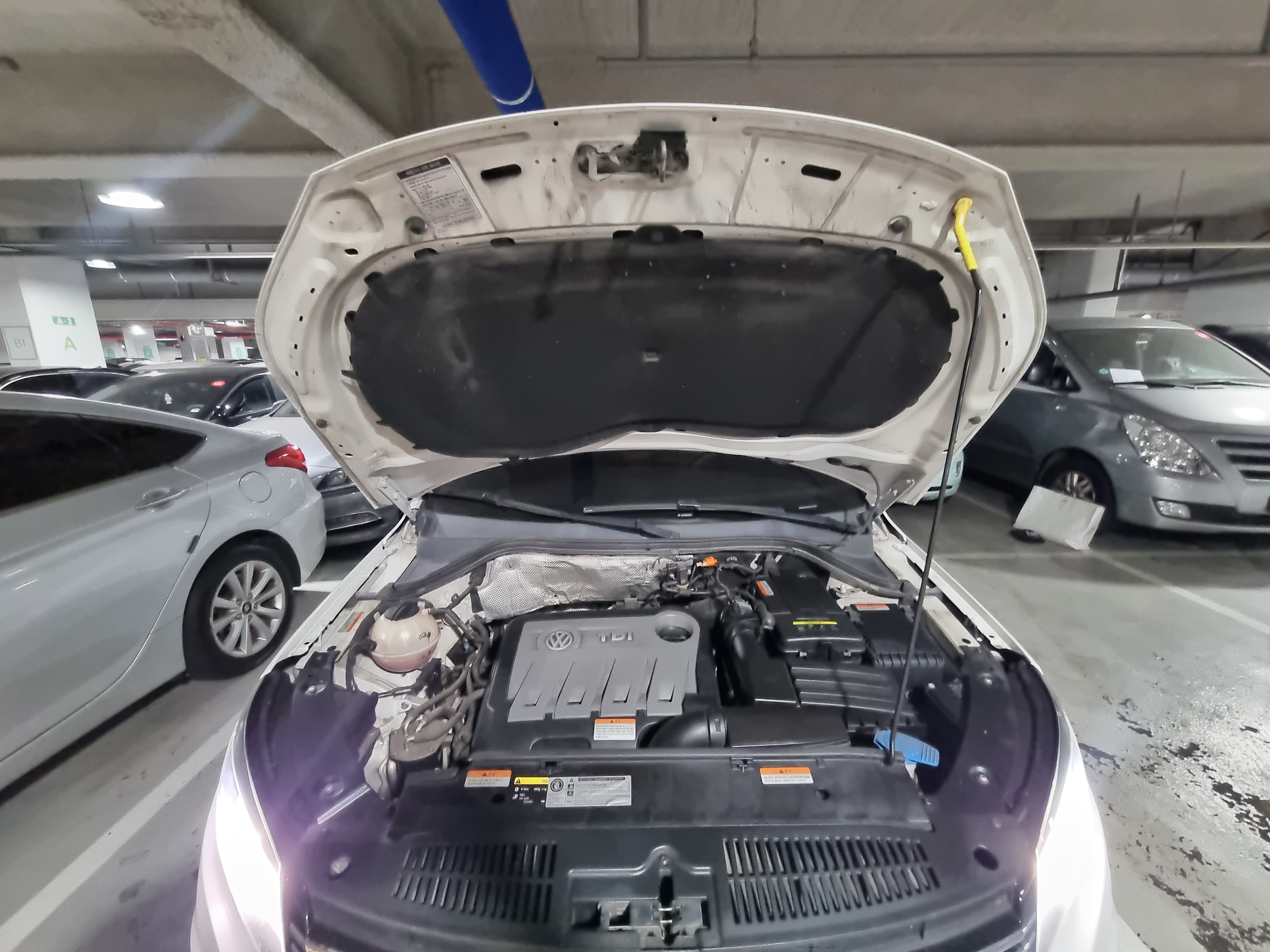 2014 Volkswagen Tiguan 2.0 tdi comfort 5N  - Thumbnail 37