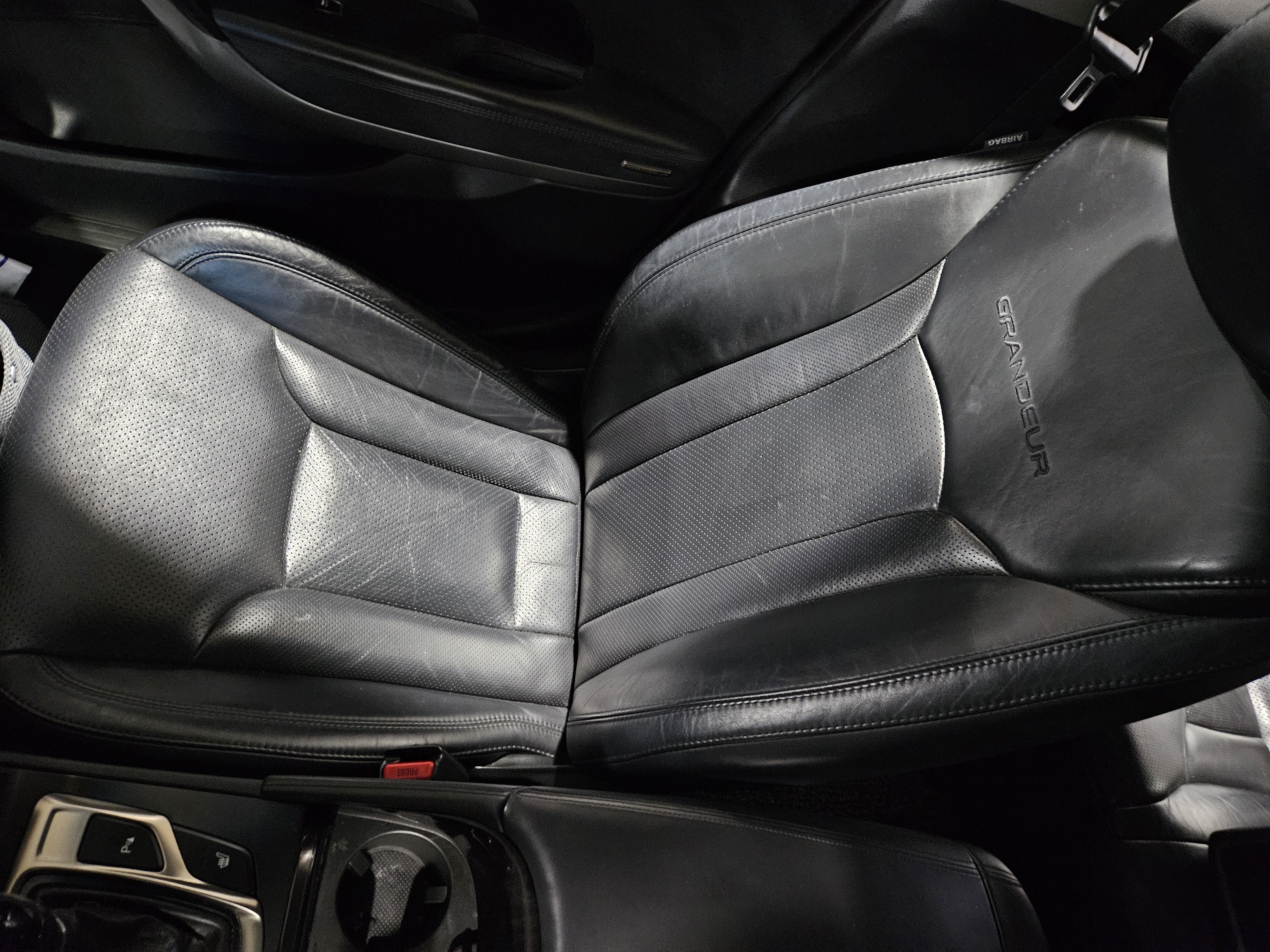 2013  Hyundai  Grandeur - Thumbnail 14
