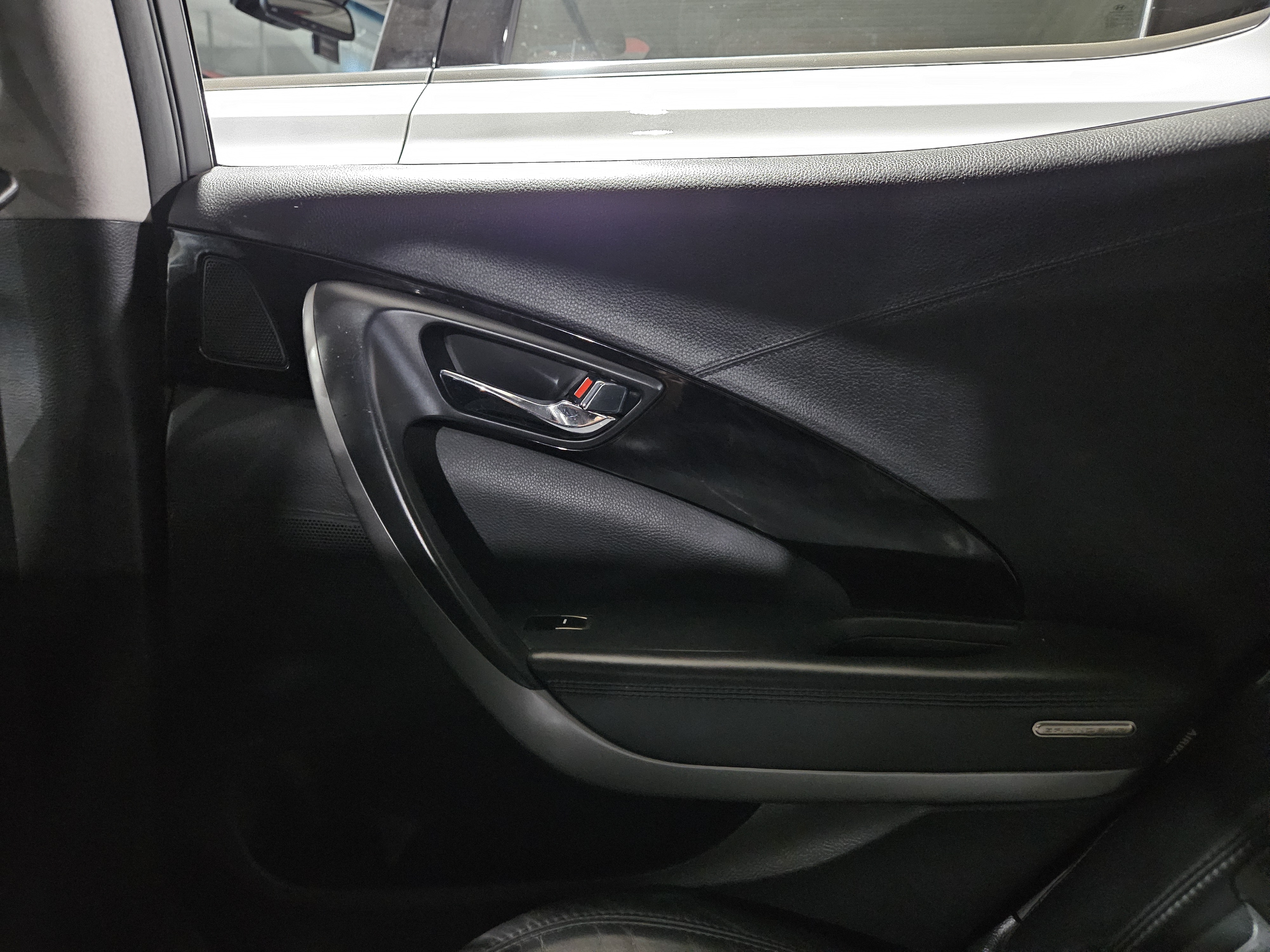 2013  Hyundai  Grandeur - Thumbnail 19