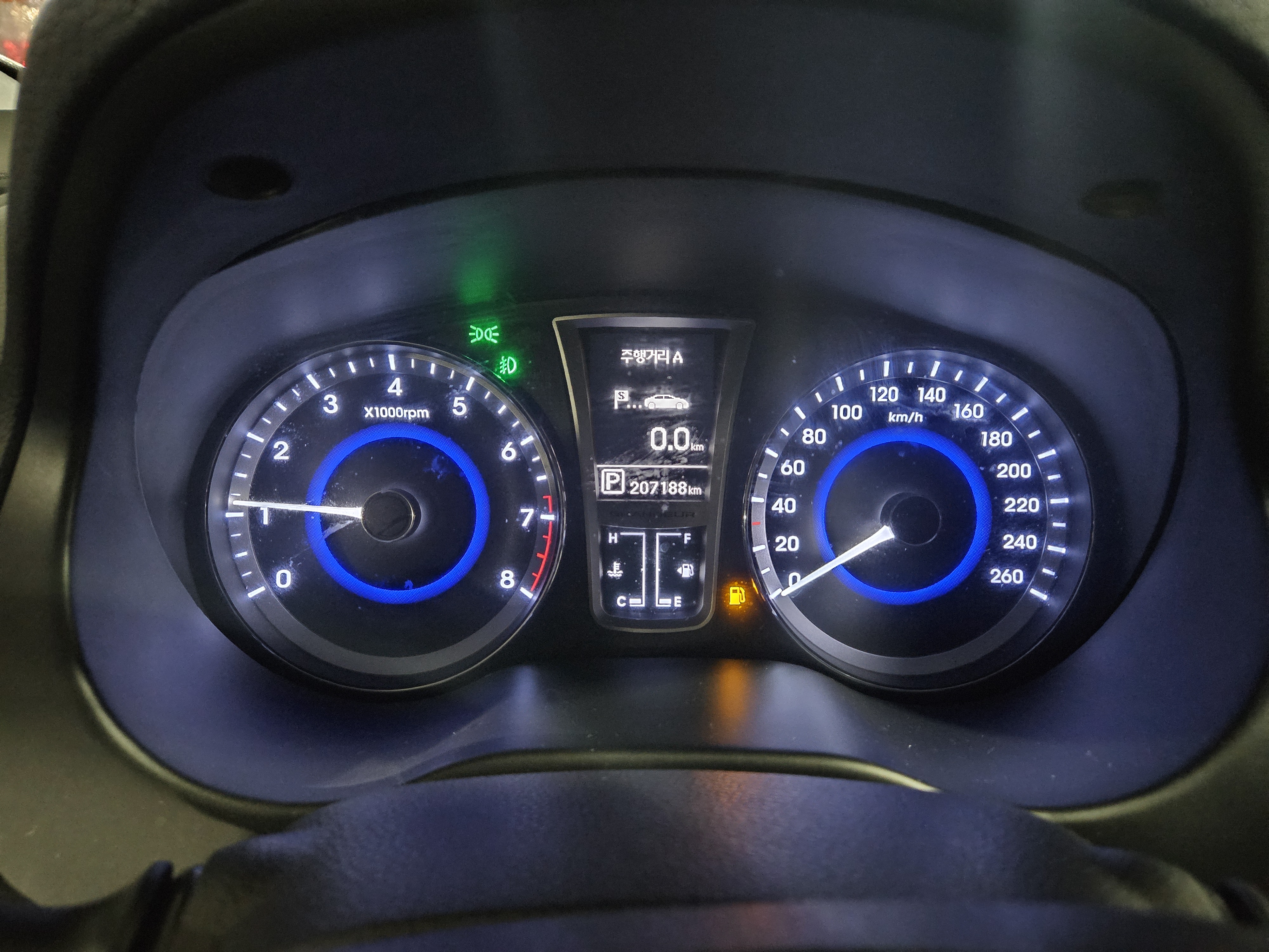 2013  Hyundai  Grandeur - Thumbnail 27