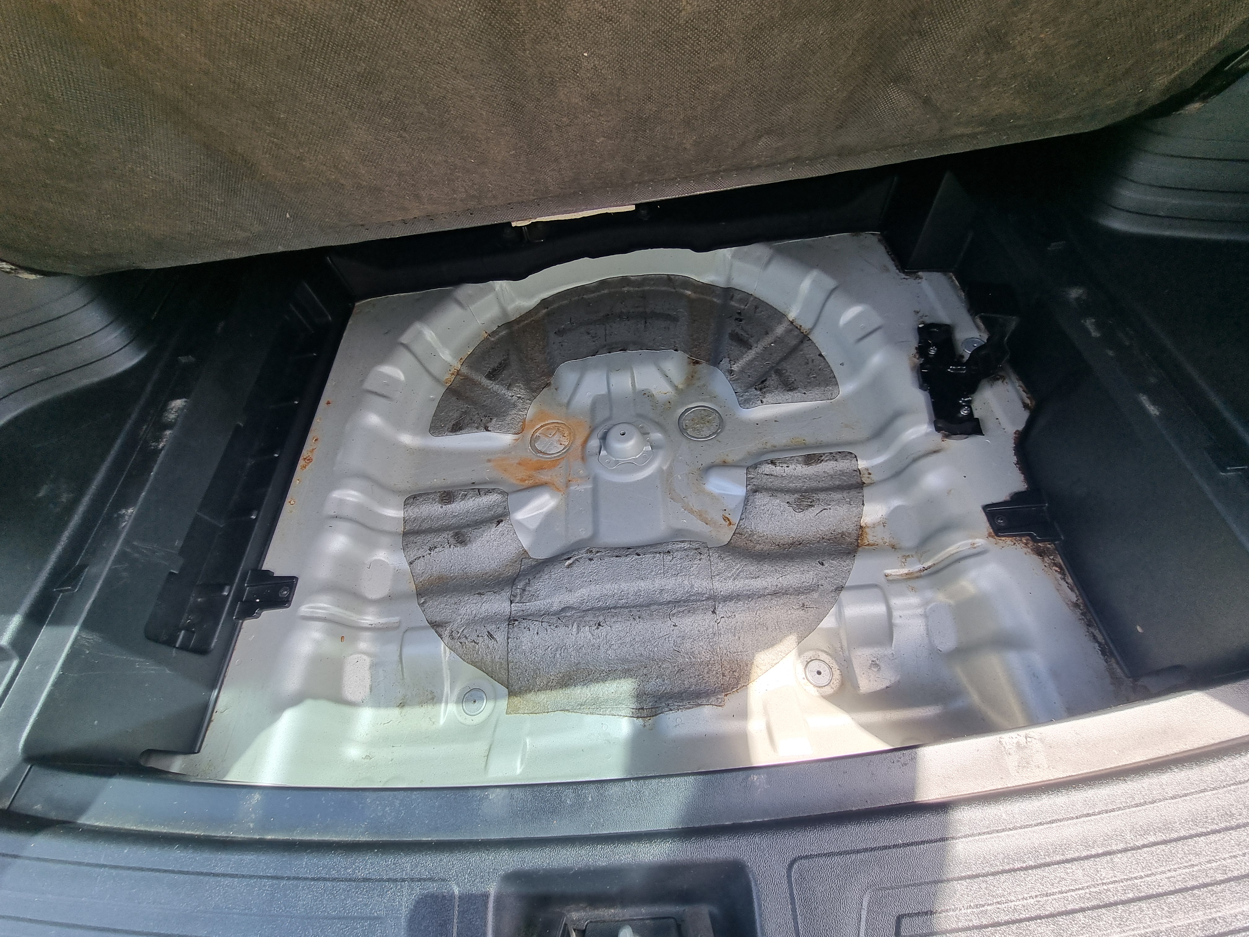 2013 HYUNDAI  NEW TUCSON IX  - Thumbnail 38