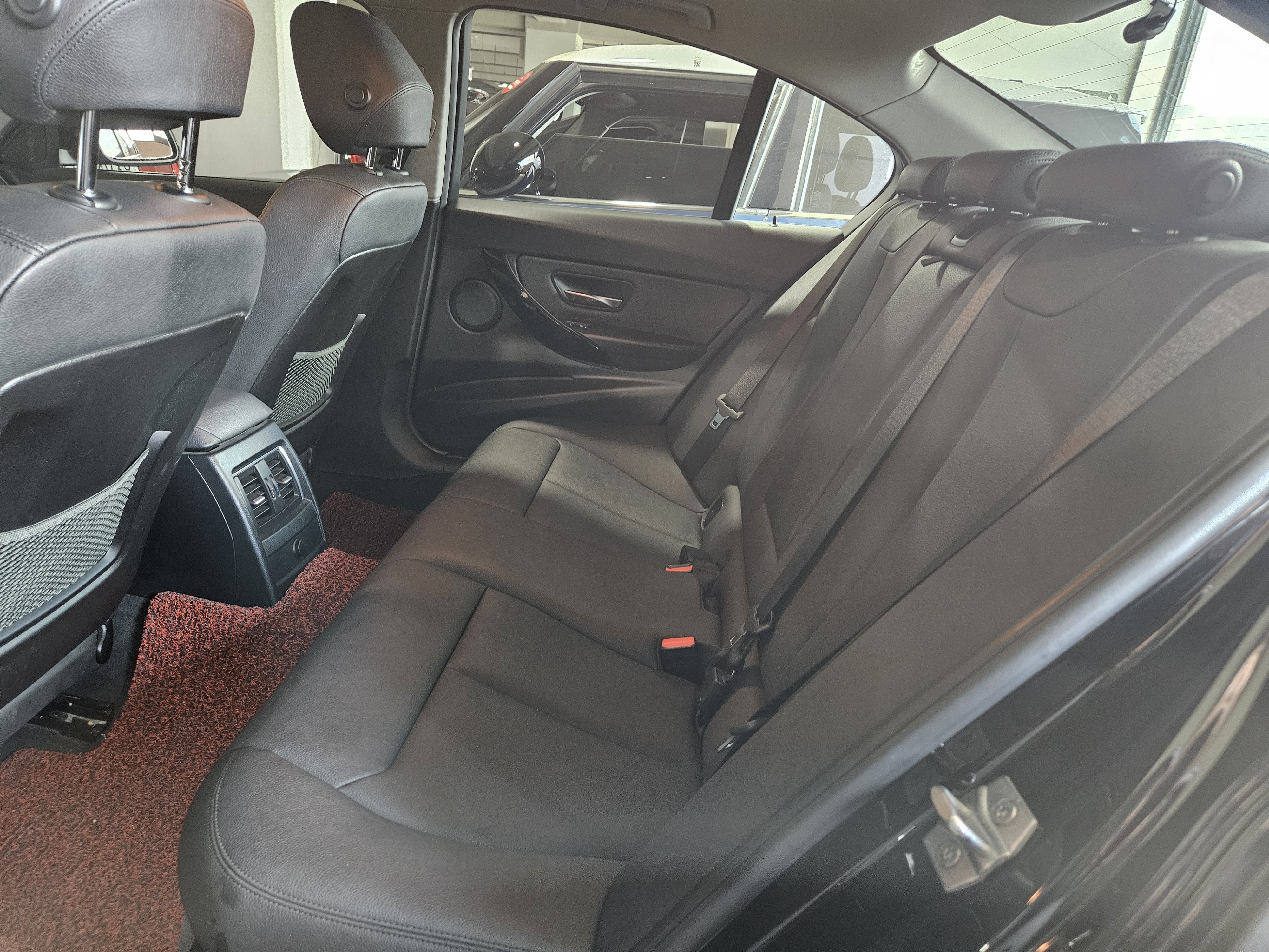 2018 BMW  F30 320d - Thumbnail 28