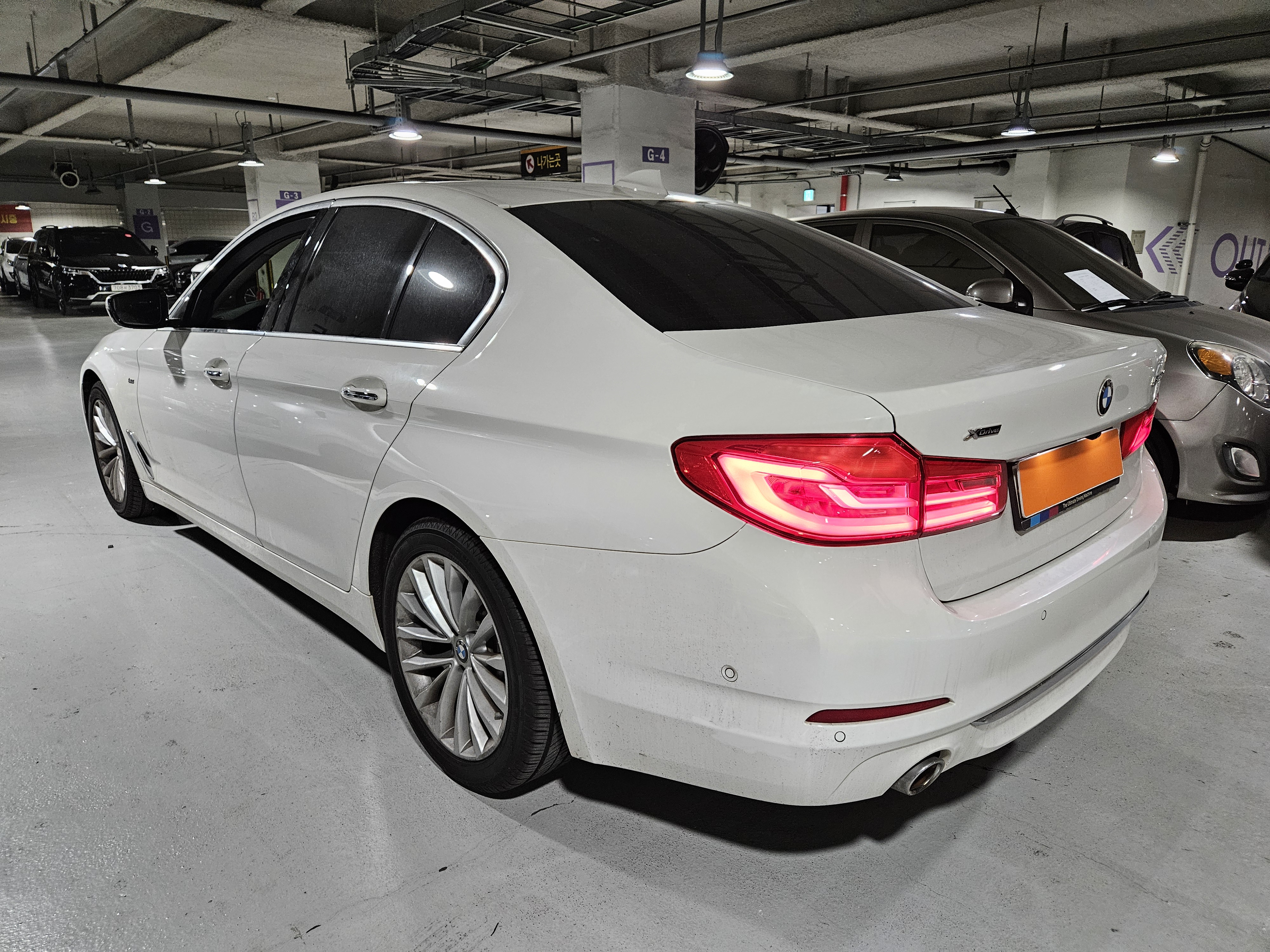 2018 Bmw 520d xDrive luxury plus  - Thumbnail 4