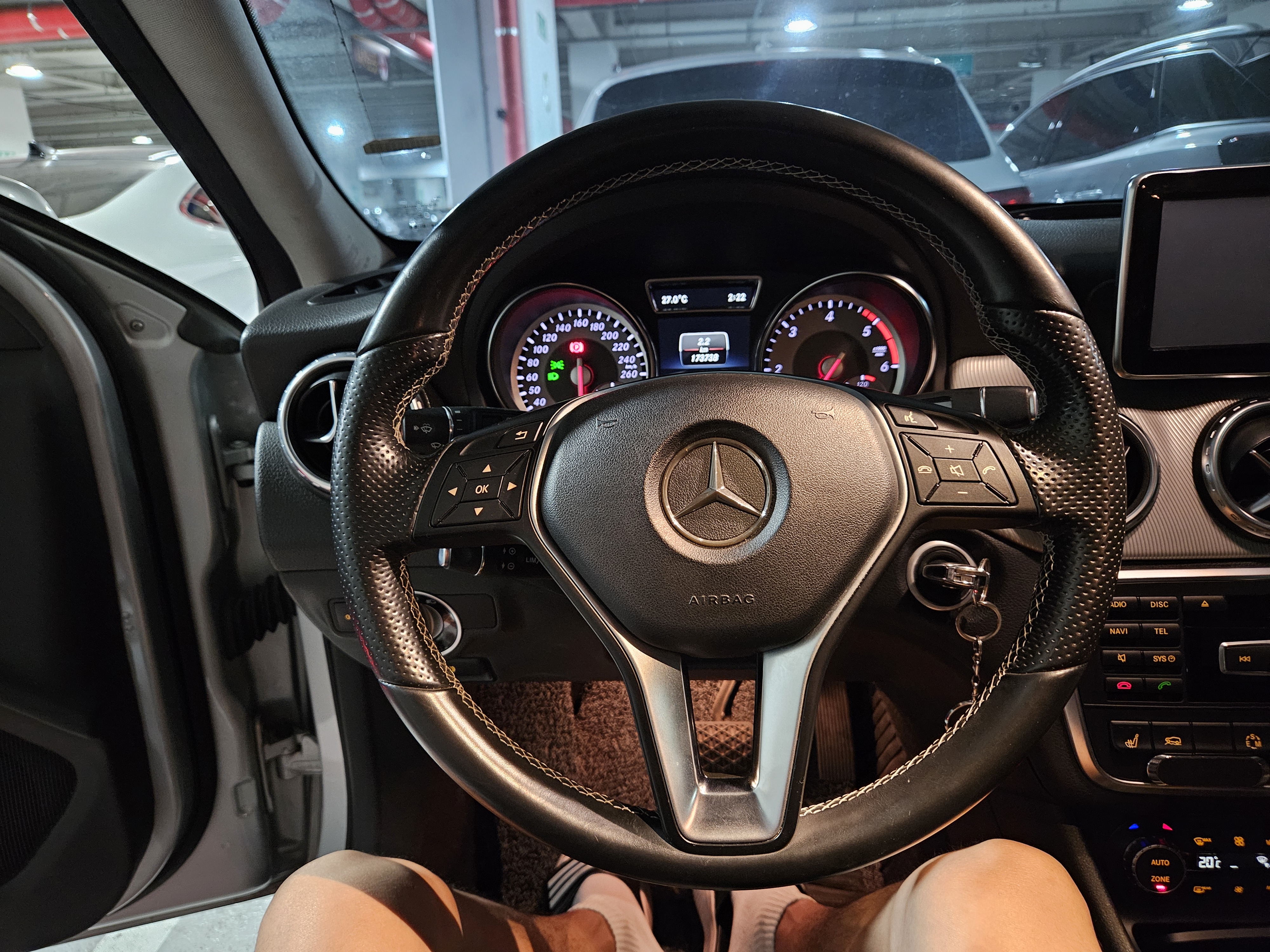 2015 BENZ  GLA X156 GLA200 CDI 4MATIC  - Thumbnail 24