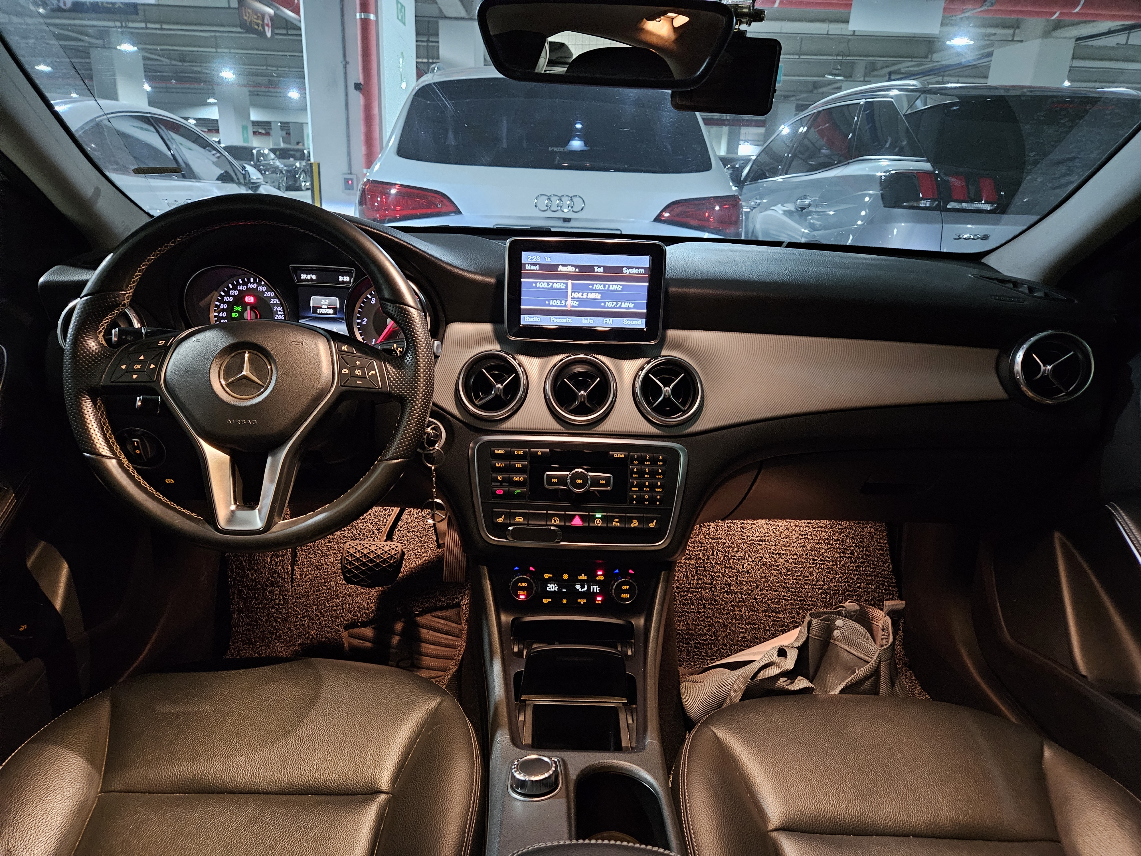 2015 BENZ  GLA X156 GLA200 CDI 4MATIC  - Thumbnail 33
