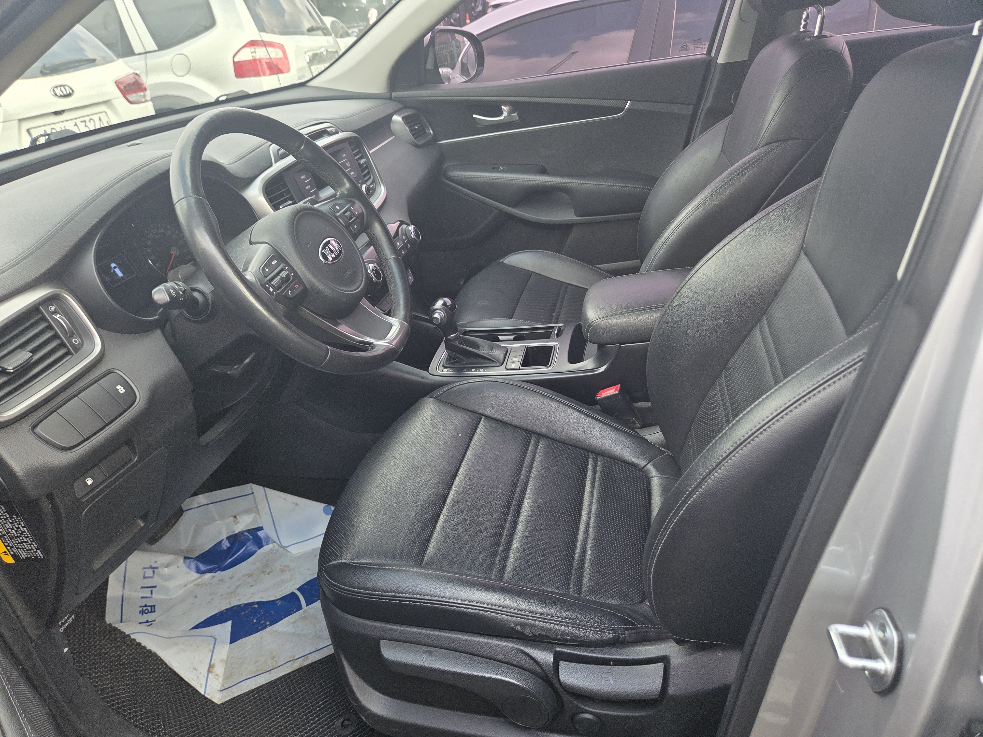 2015 KIA  ALL NEW SORENTO DIESEL 2.0 2WD DELUX  - Thumbnail 15