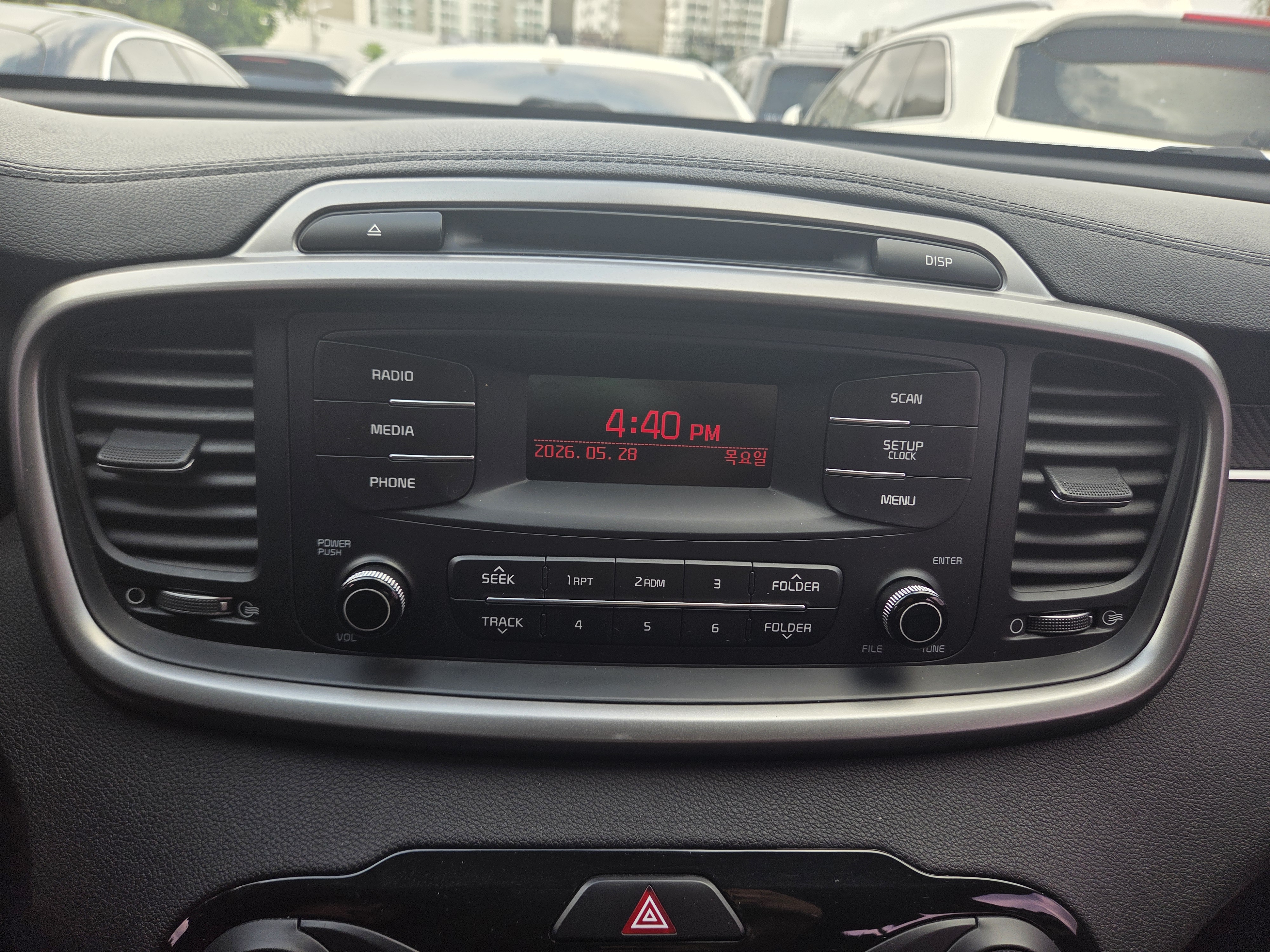 2015 KIA  ALL NEW SORENTO DIESEL 2.0 2WD DELUX  - Thumbnail 20
