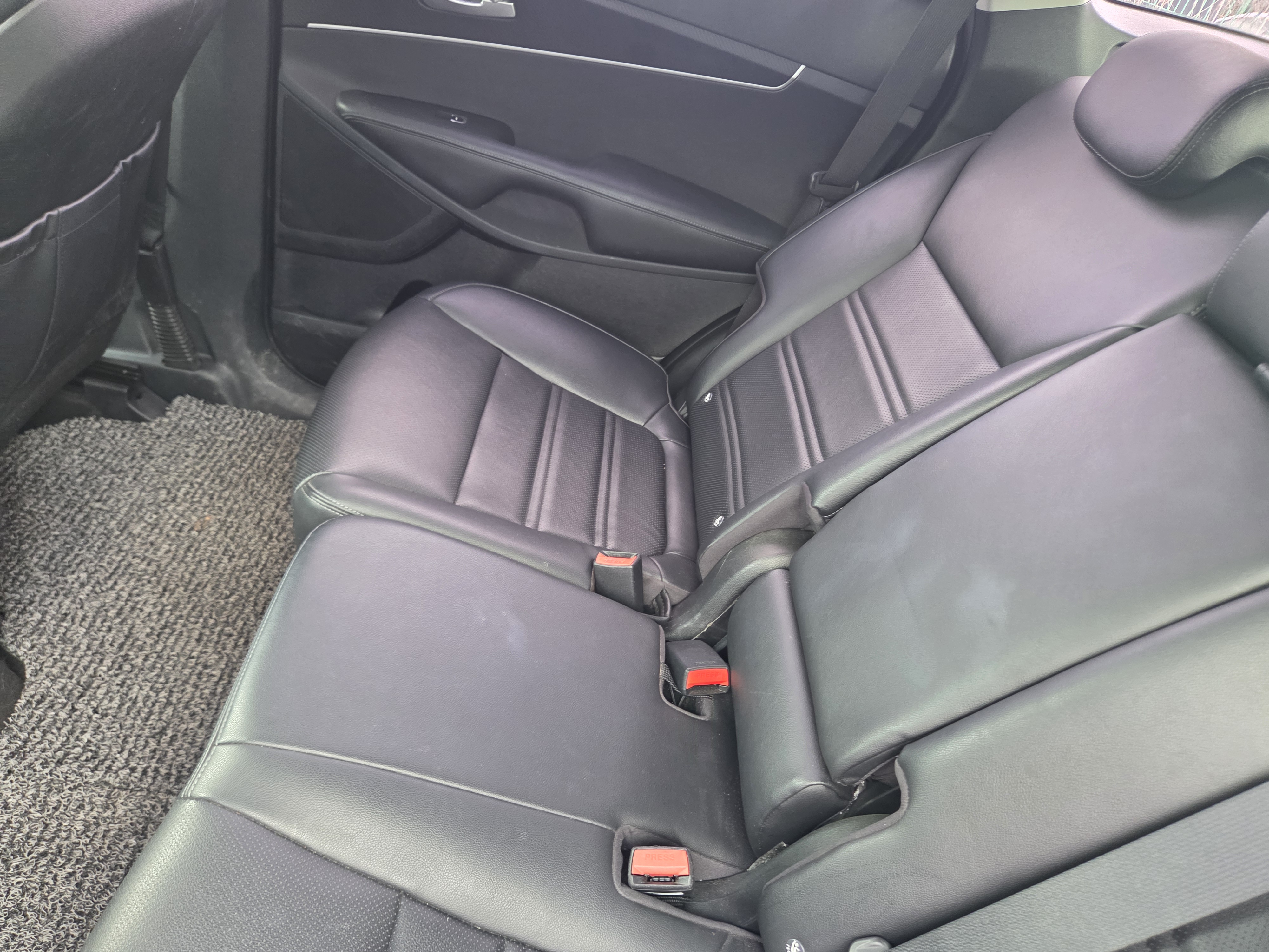 2015 KIA  ALL NEW SORENTO DIESEL 2.0 2WD DELUX  - Thumbnail 31