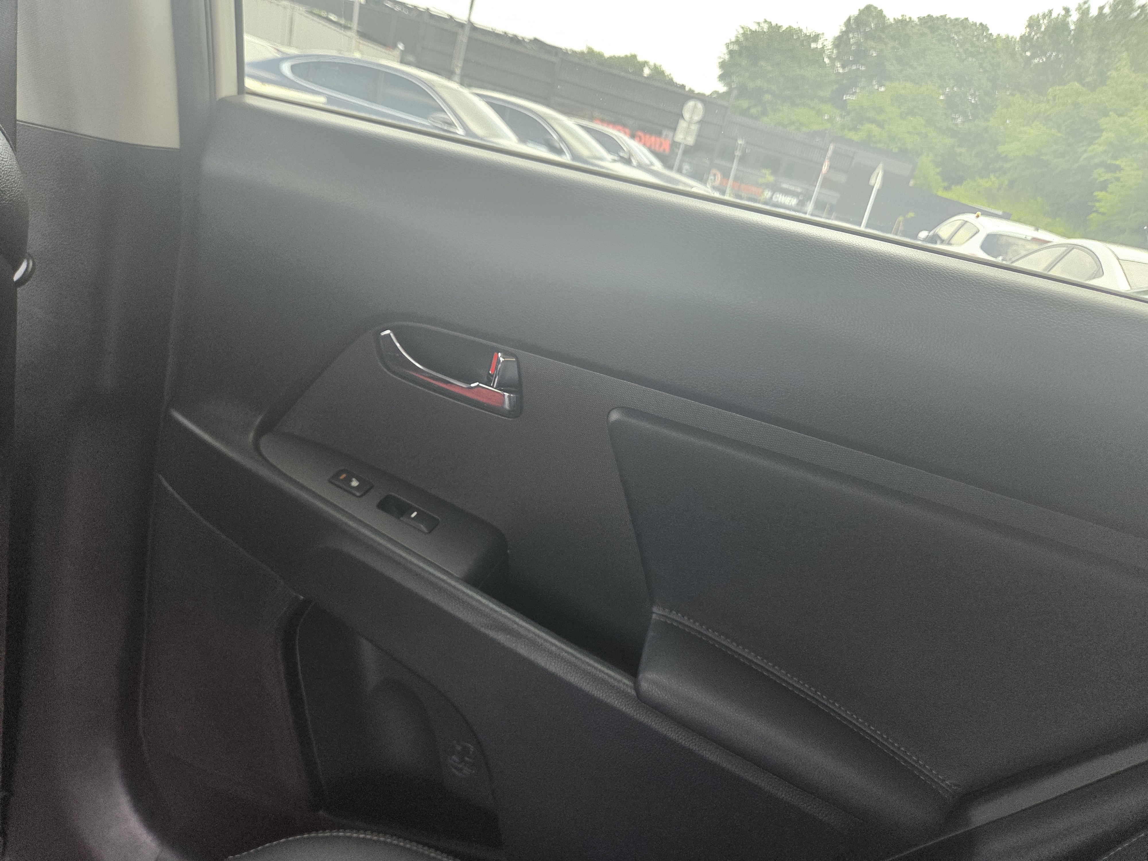 2013 KIA  SPORTAGE R DIESEL 2WD TLX  - Thumbnail 33