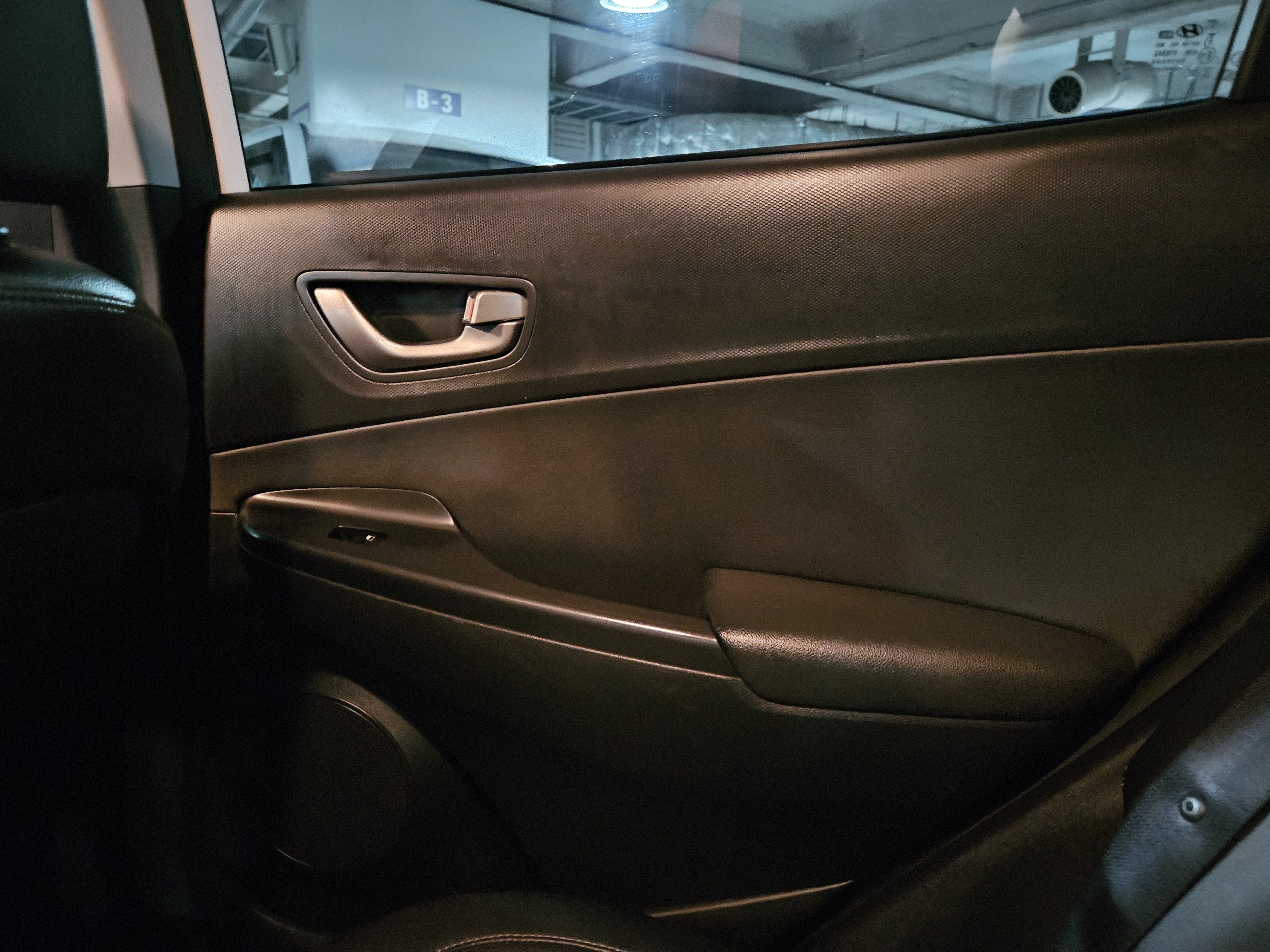2018 HYUNDAI  KONA 1.6 2WD MODERN  - Thumbnail 33