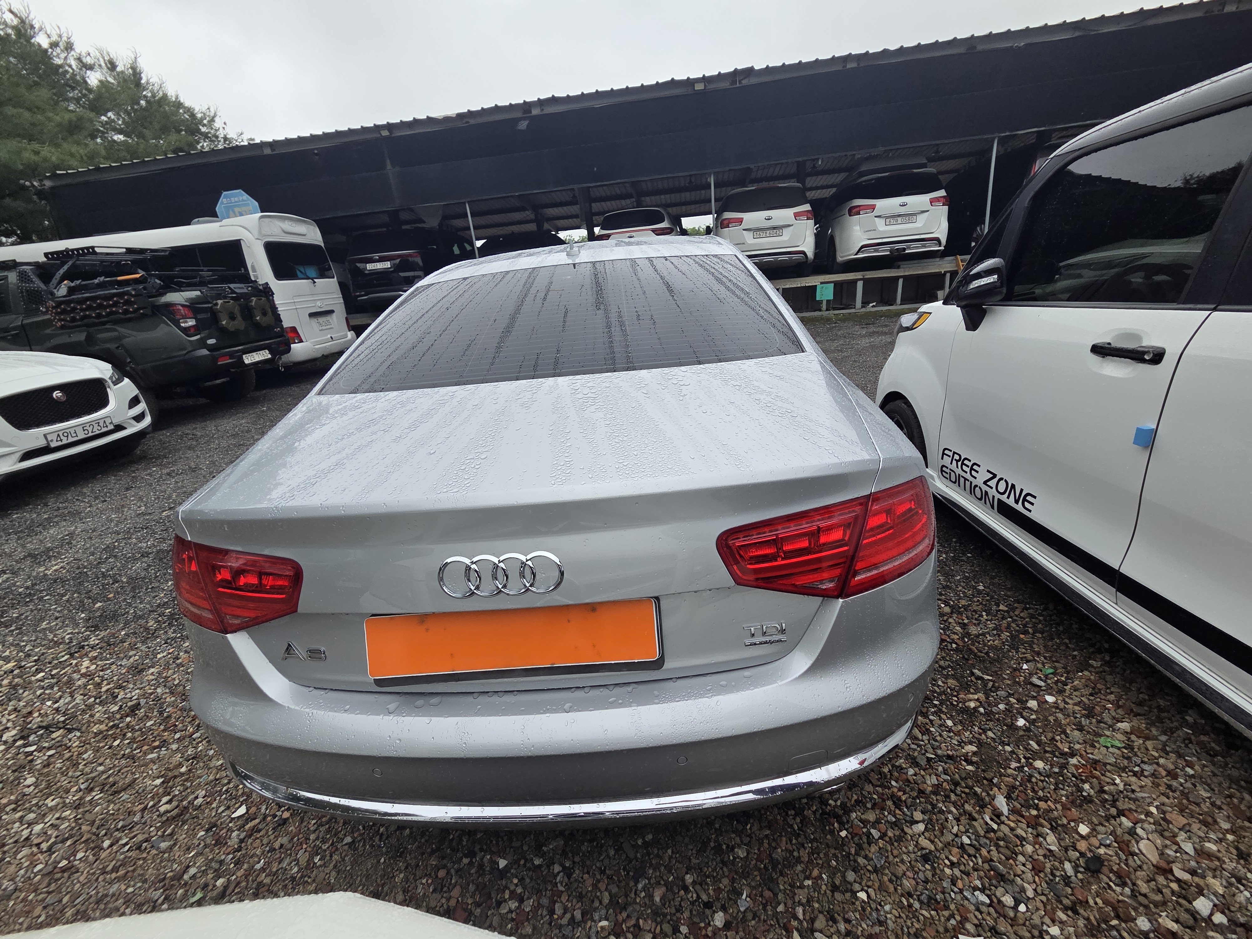 2012 AUDI  A8 3.0 TDI Quattro D4  - Thumbnail 5
