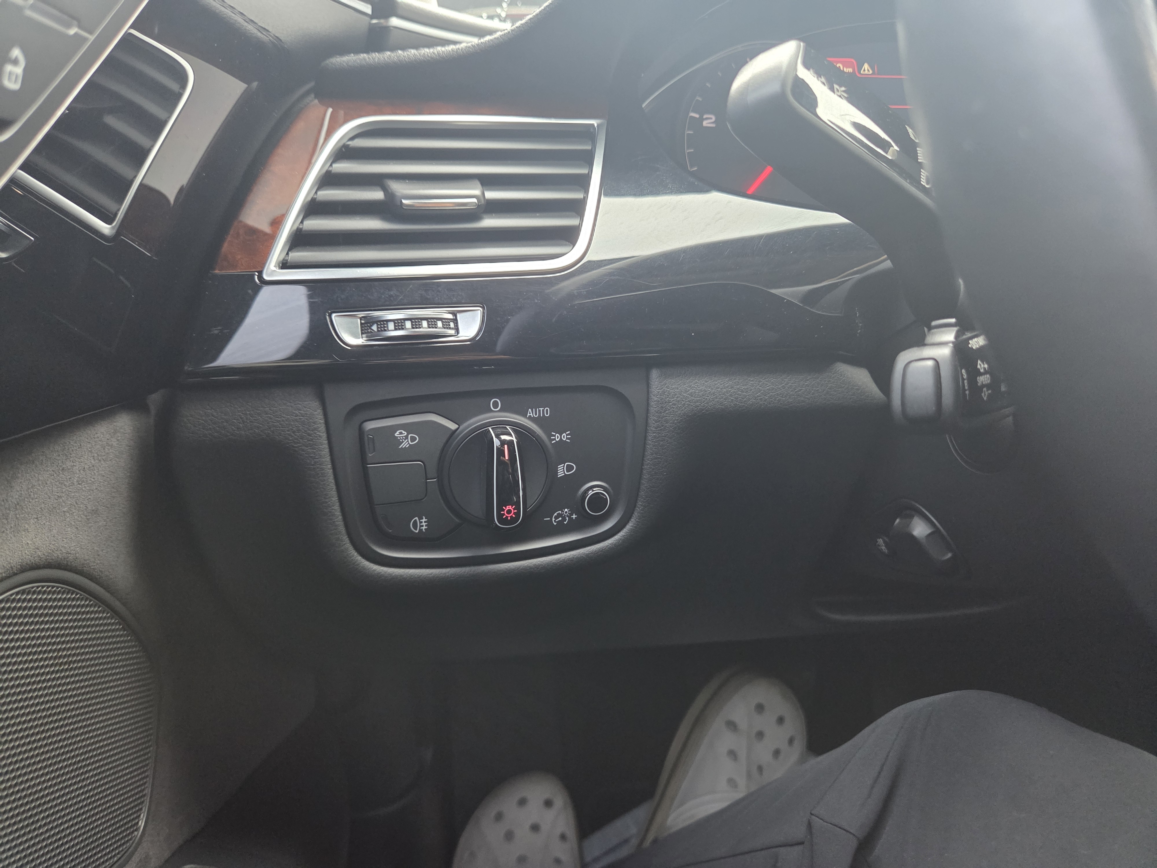 2012 AUDI  A8 3.0 TDI Quattro D4  - Thumbnail 27