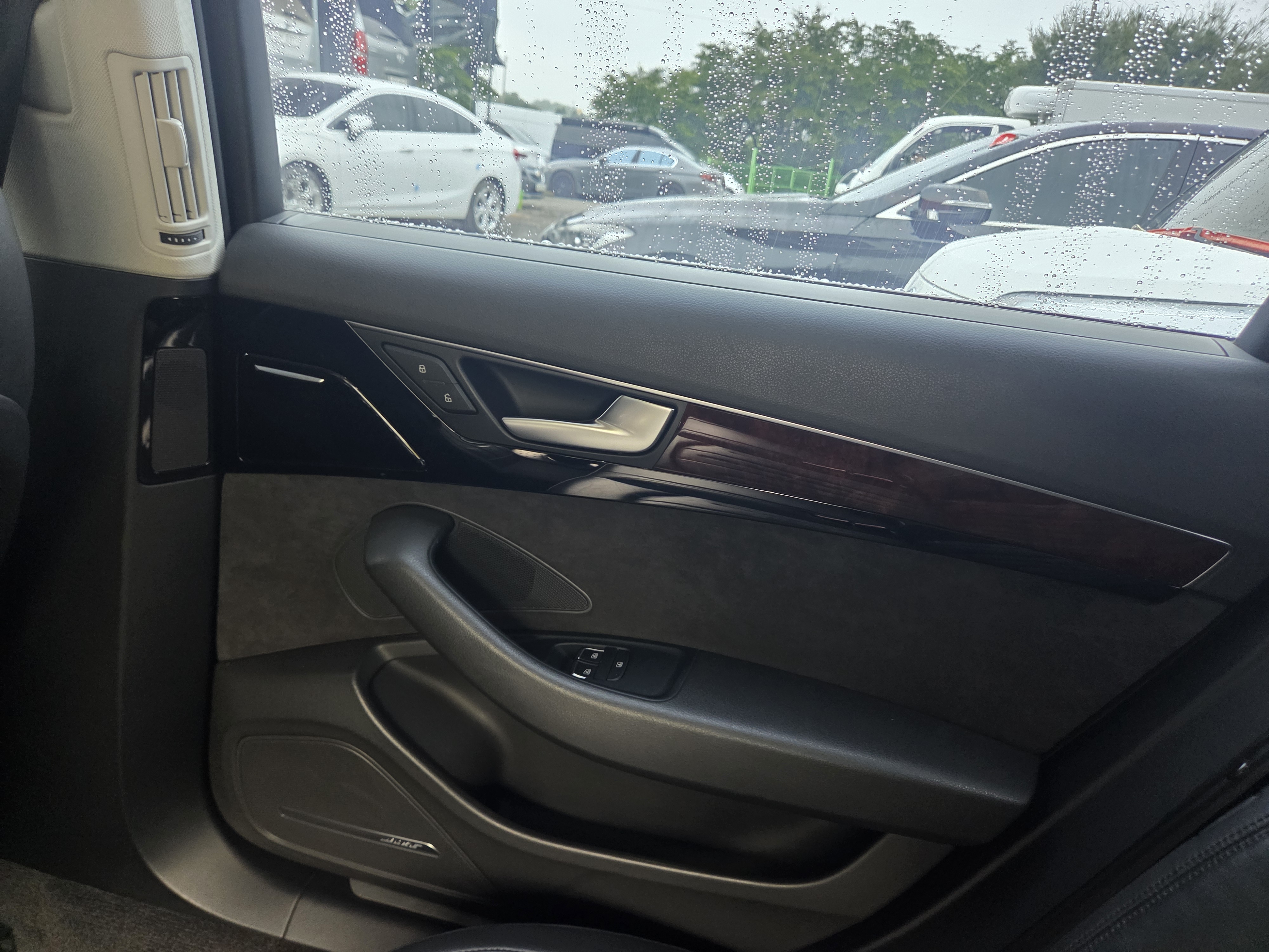 2012 AUDI  A8 3.0 TDI Quattro D4  - Thumbnail 33