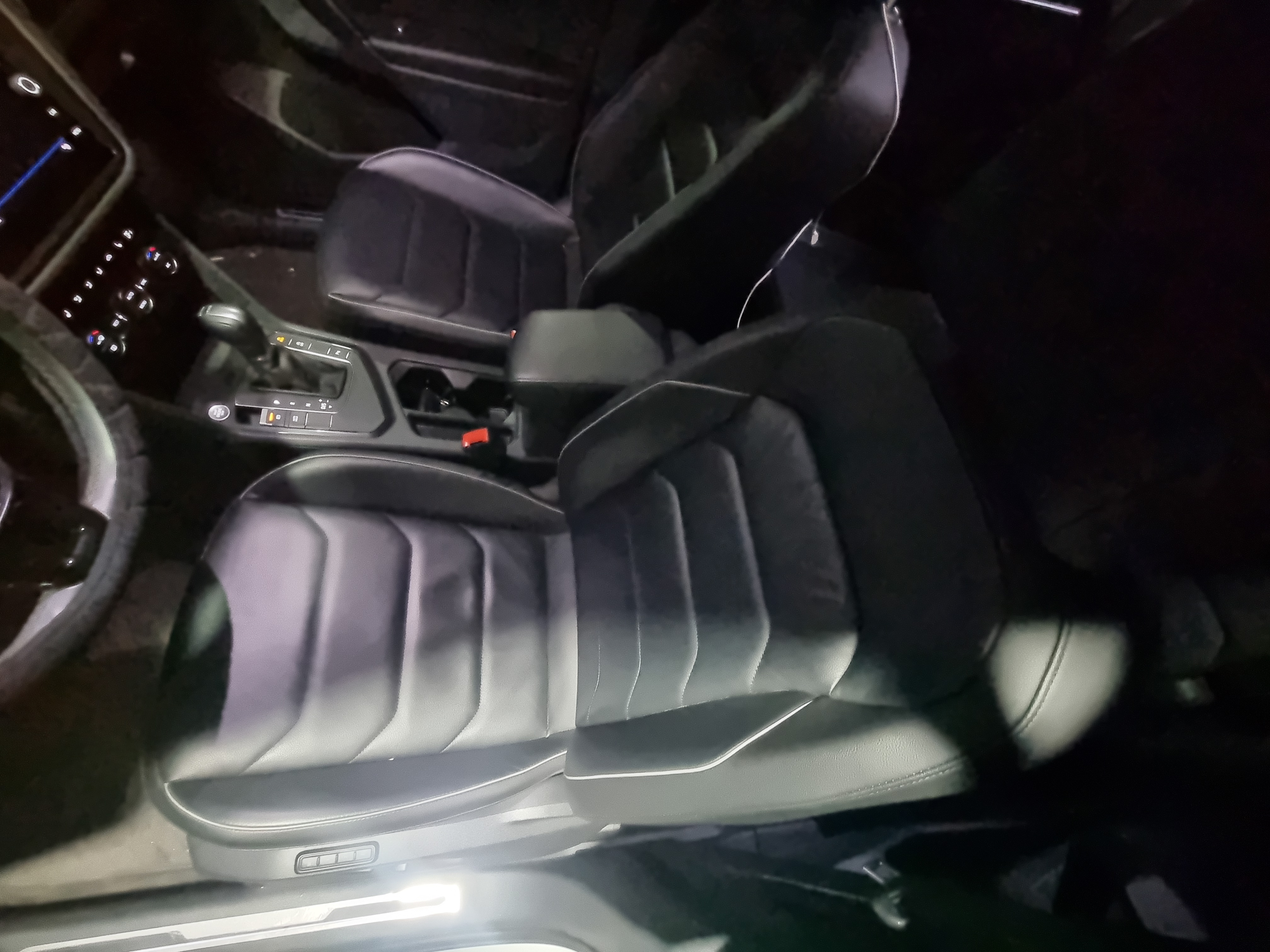 2018 VOLKSWAGEN  TIGUAN 2.0 TDI PREMIUM  - Thumbnail 16