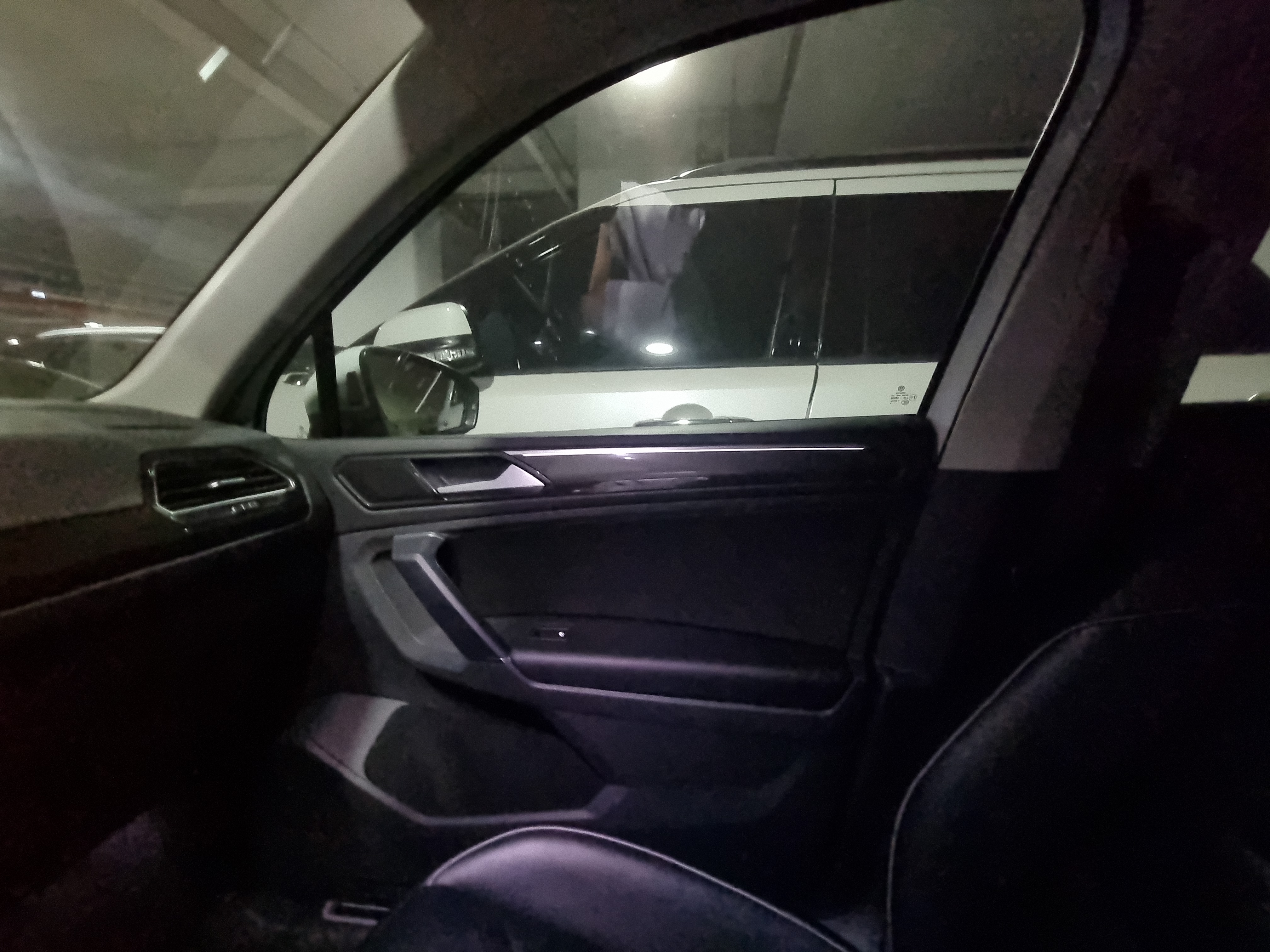2018 VOLKSWAGEN  TIGUAN 2.0 TDI PREMIUM  - Thumbnail 18