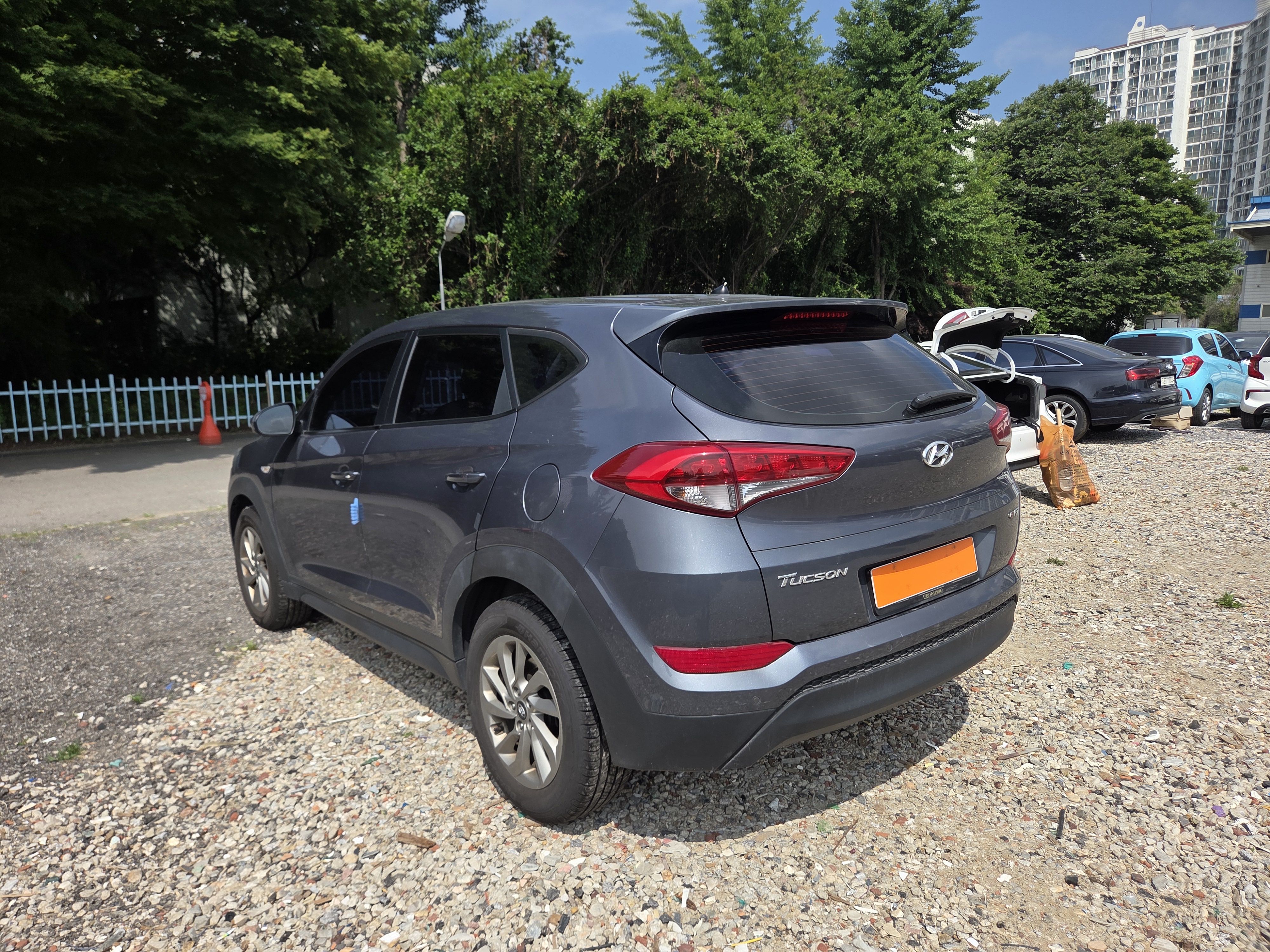 2016 HYUNDAI   ALL NEW TUCSON 1.7 2WD STYLE  - Thumbnail 2