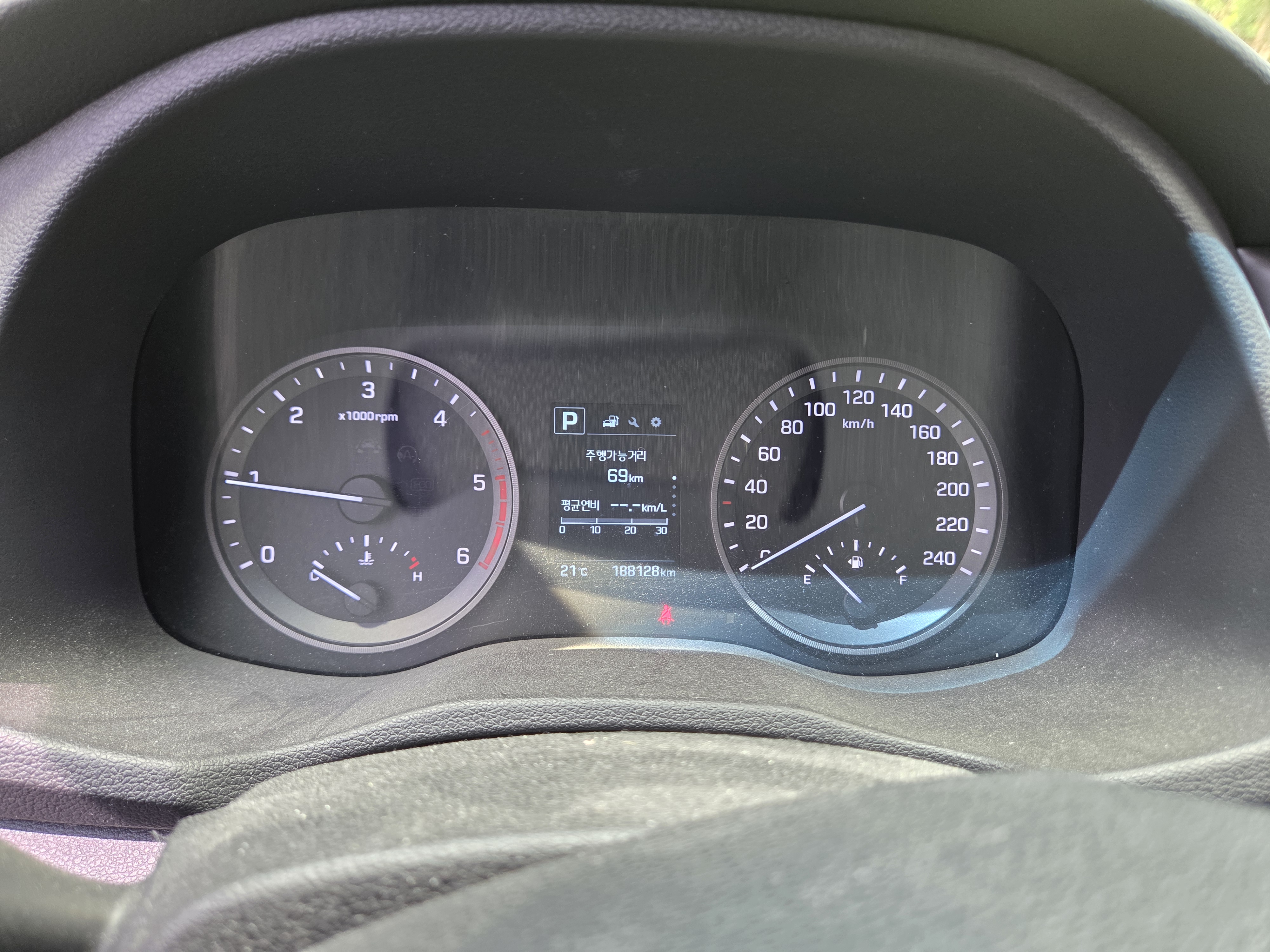 2016 HYUNDAI   ALL NEW TUCSON 1.7 2WD STYLE  - Thumbnail 24