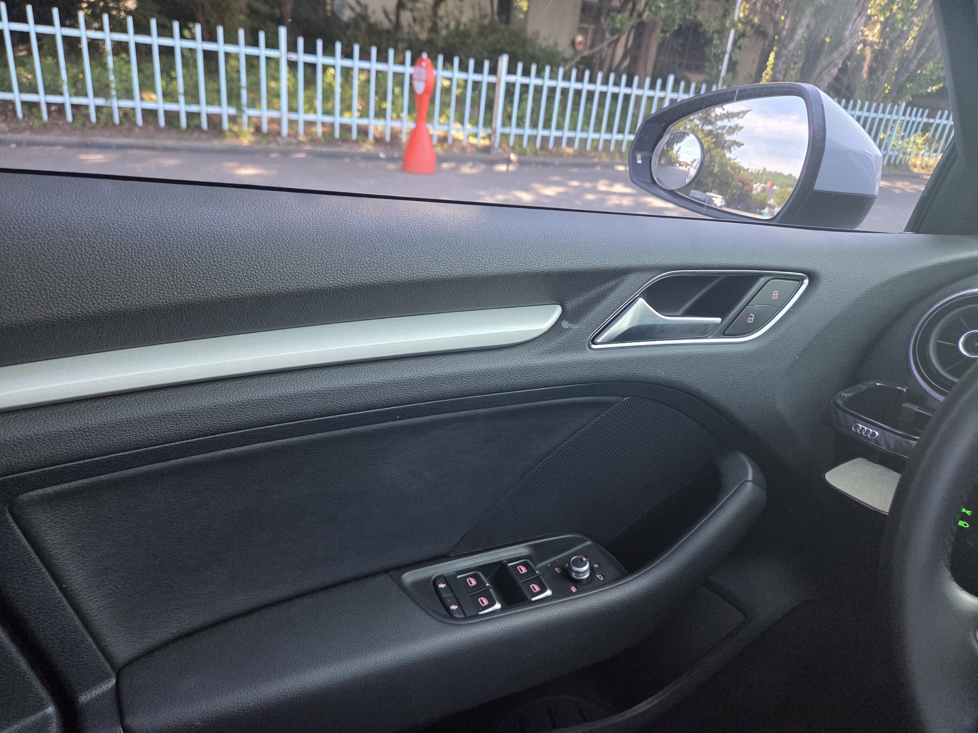 2015 AUDI  NEW A3 25 TDI  - Thumbnail 31