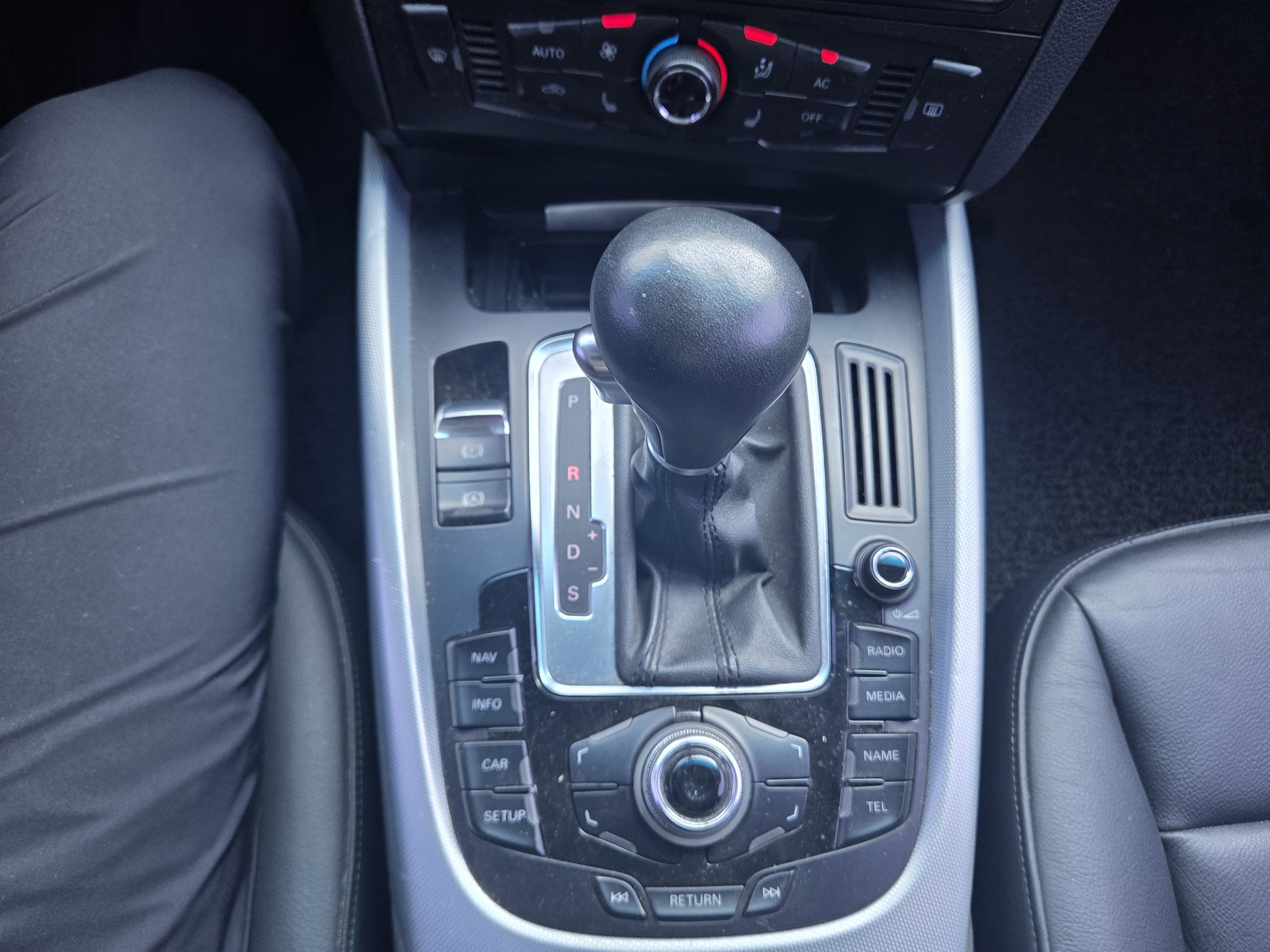 2012 AUDI  Q5 2.0 TDI QUATTRO - Thumbnail 38