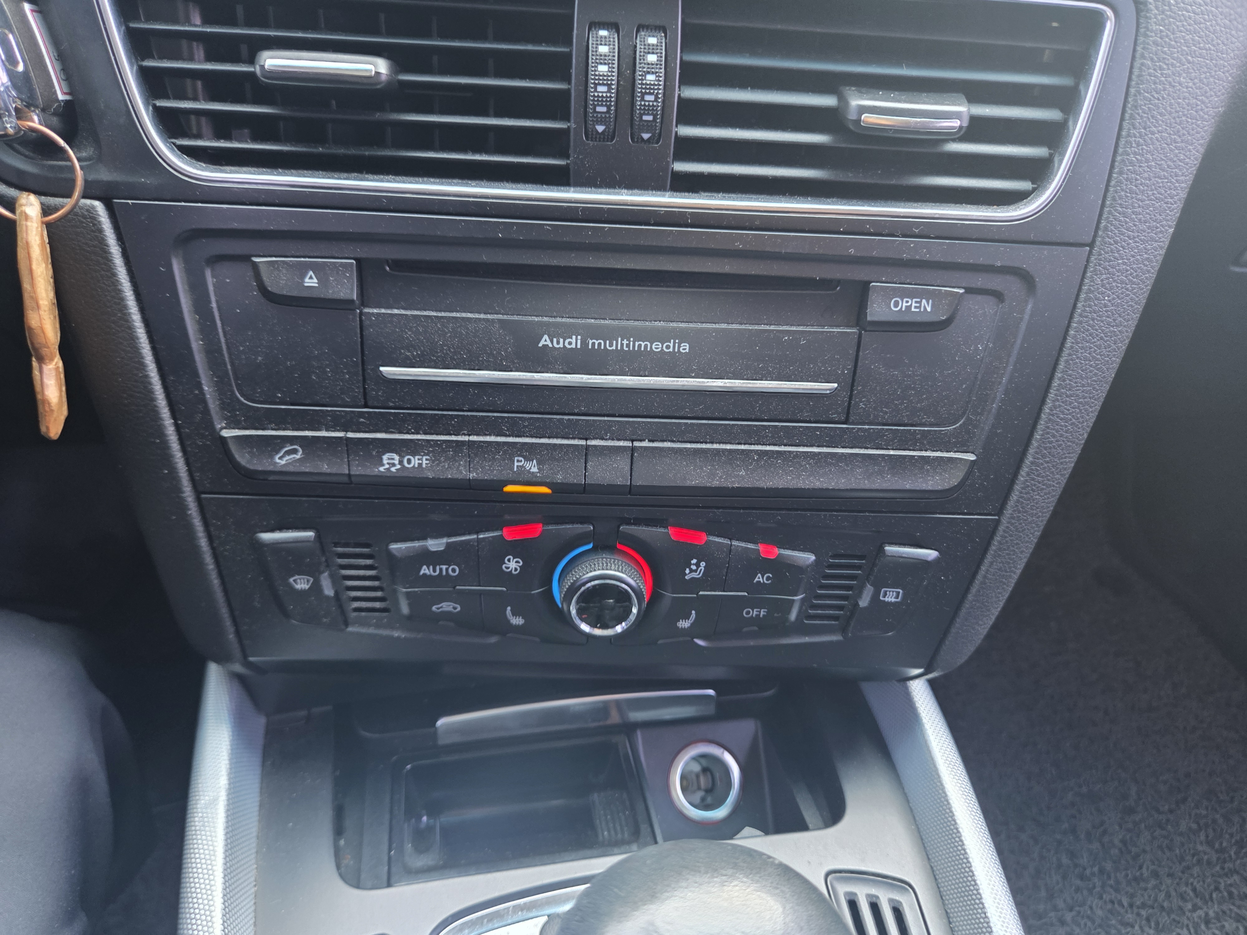 2012 AUDI  Q5 2.0 TDI QUATTRO - Thumbnail 39